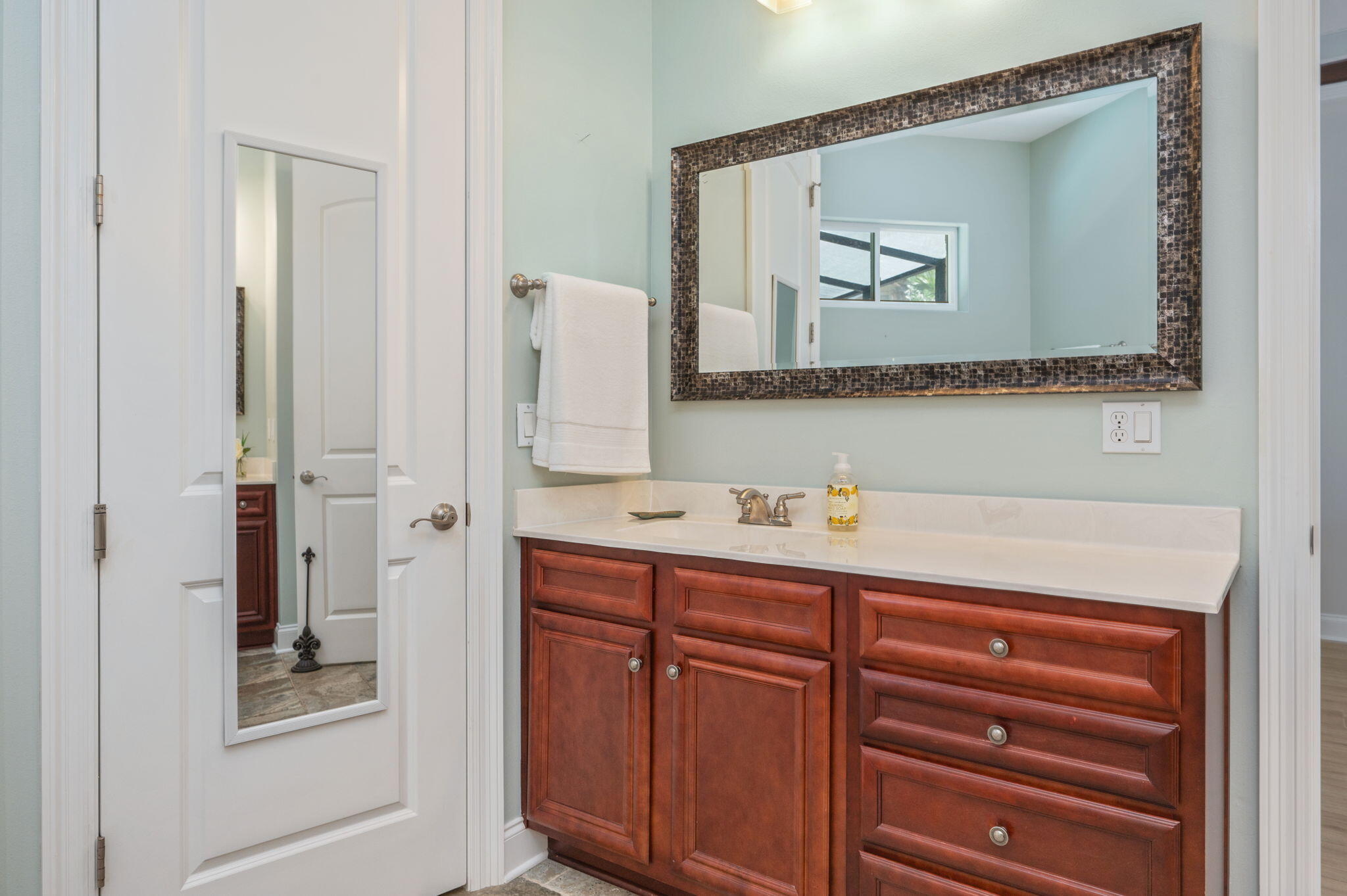 PLANTATION OAKS OF MARY ESTHER S/D - Residential