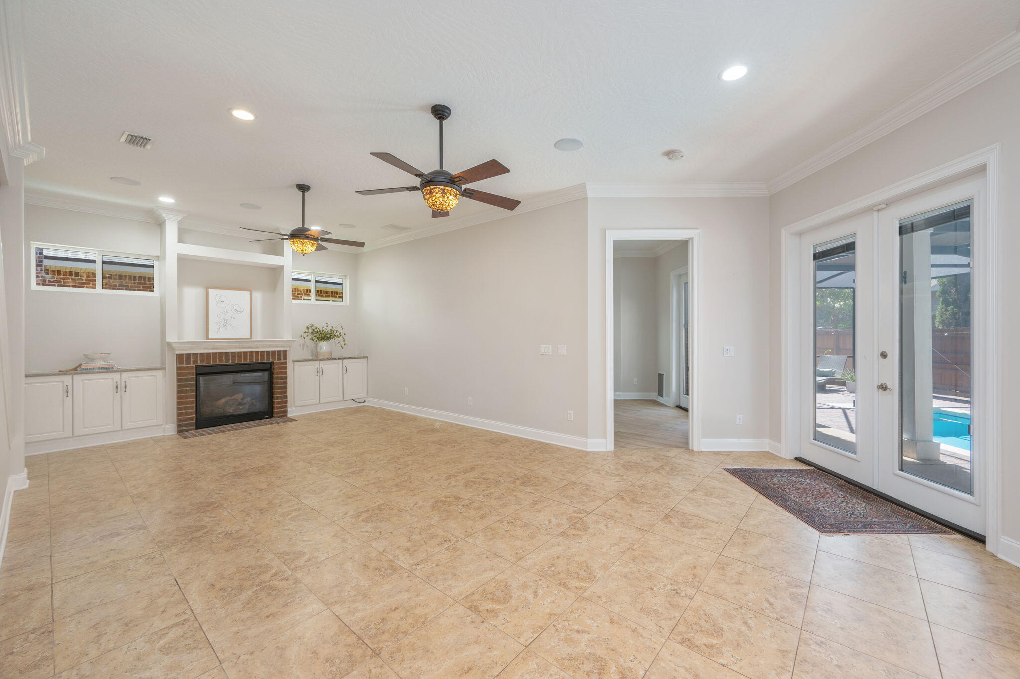 PLANTATION OAKS OF MARY ESTHER S/D - Residential