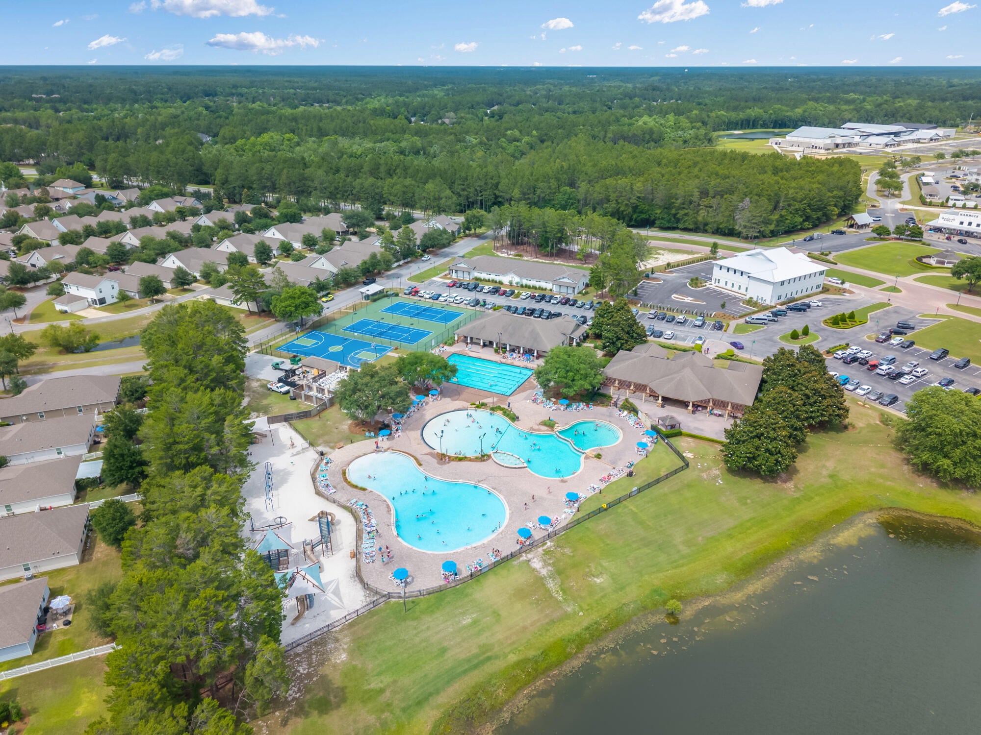 HAMMOCK BAY - Residential