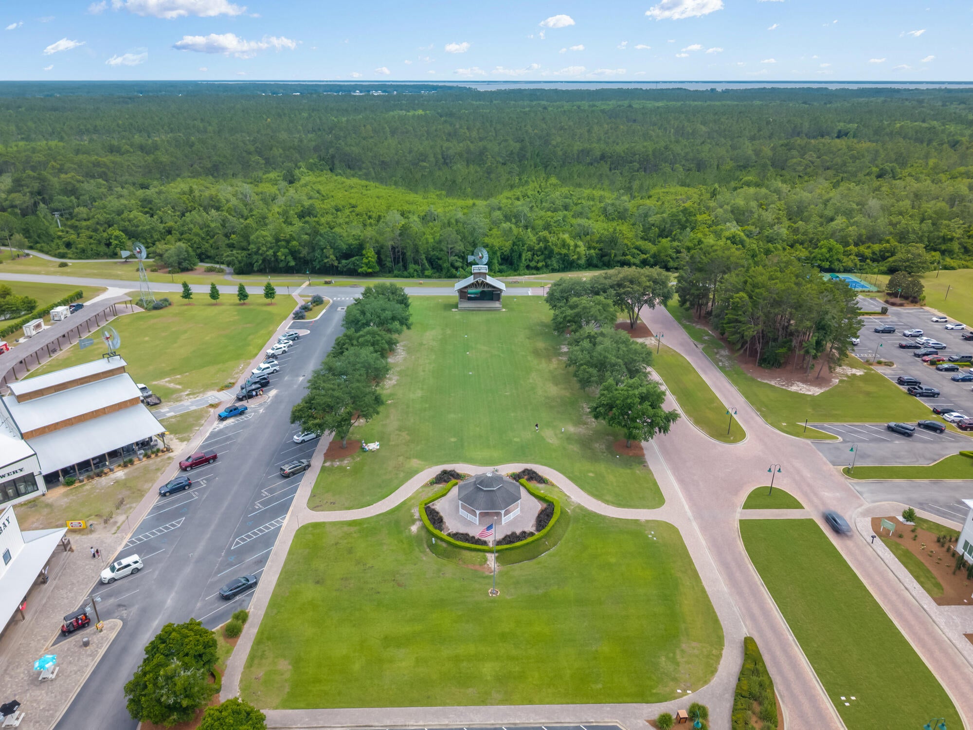 HAMMOCK BAY - Residential