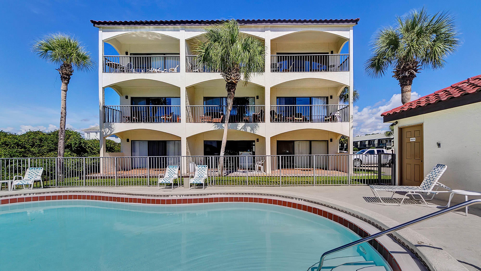 PALMS AT SEAGROVE CONDO UNIT B - Residential