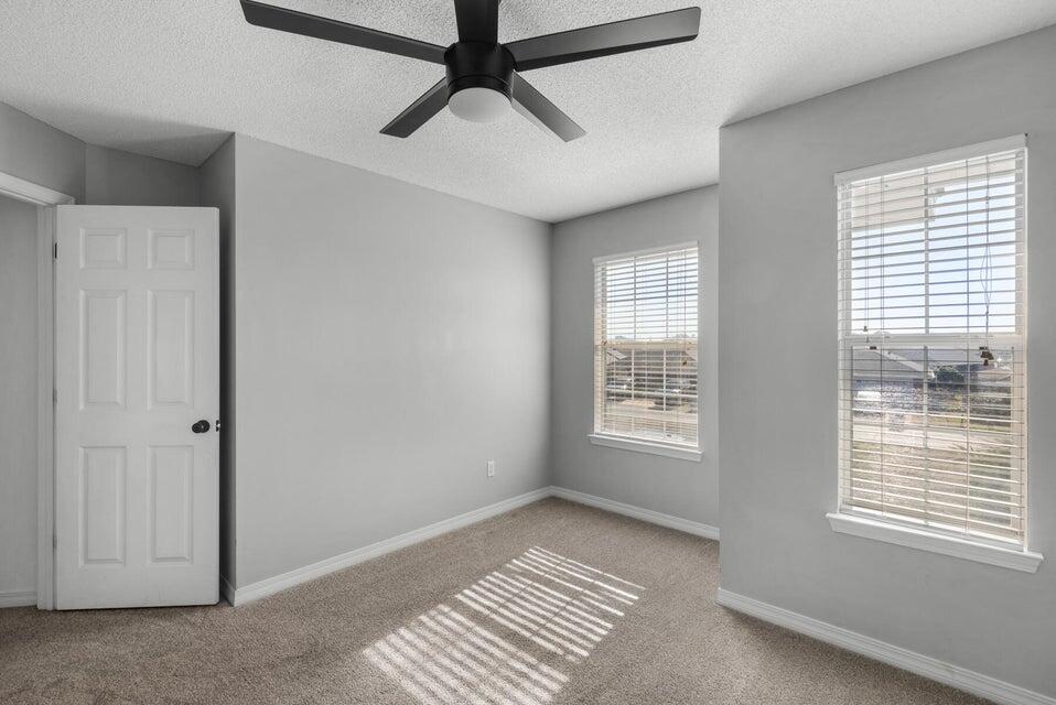 PARKER'S LANDING - Residential Lease