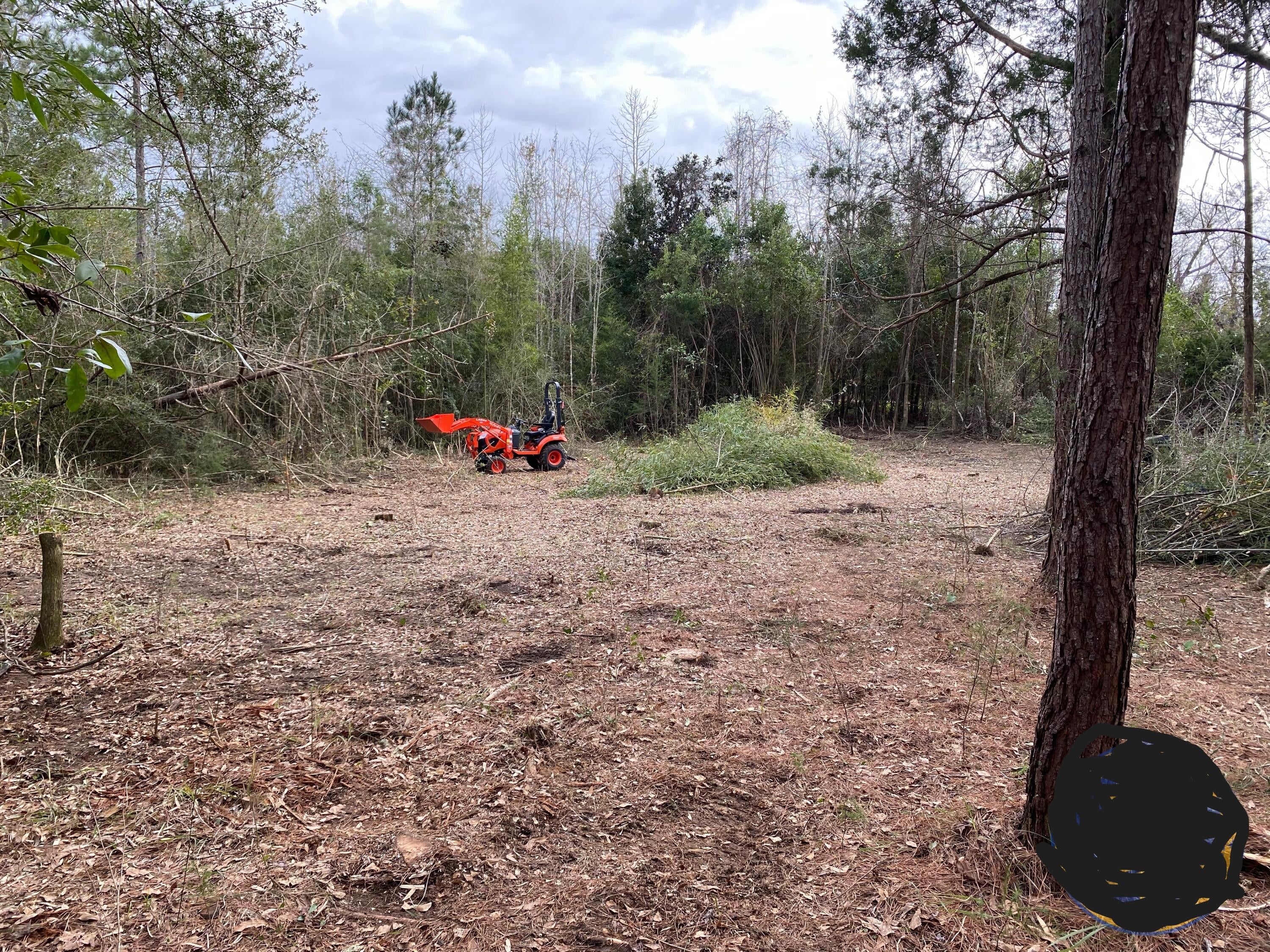COLONIAL ACRES - Land