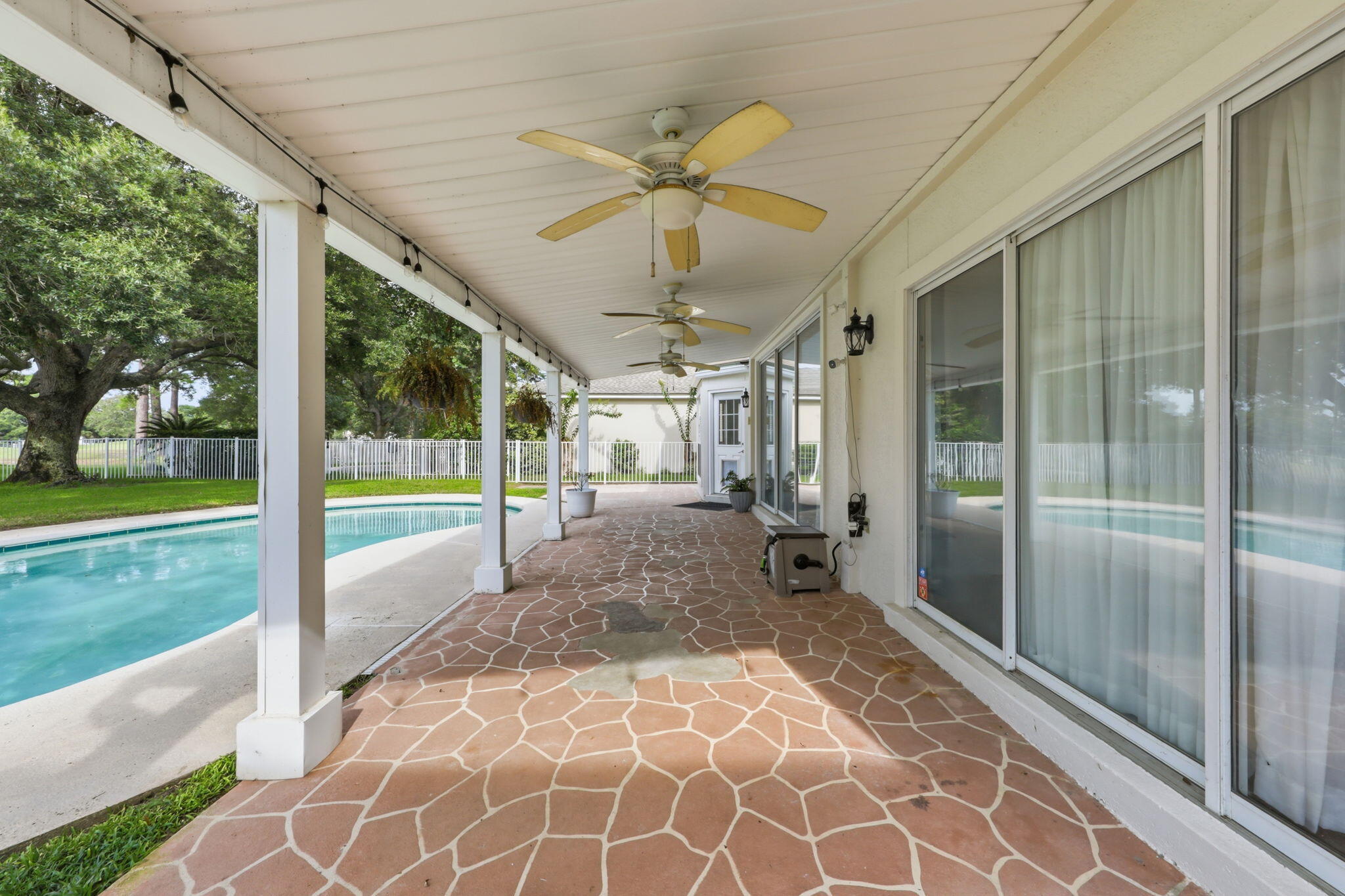 SHALIMAR POINTE S/D - Residential