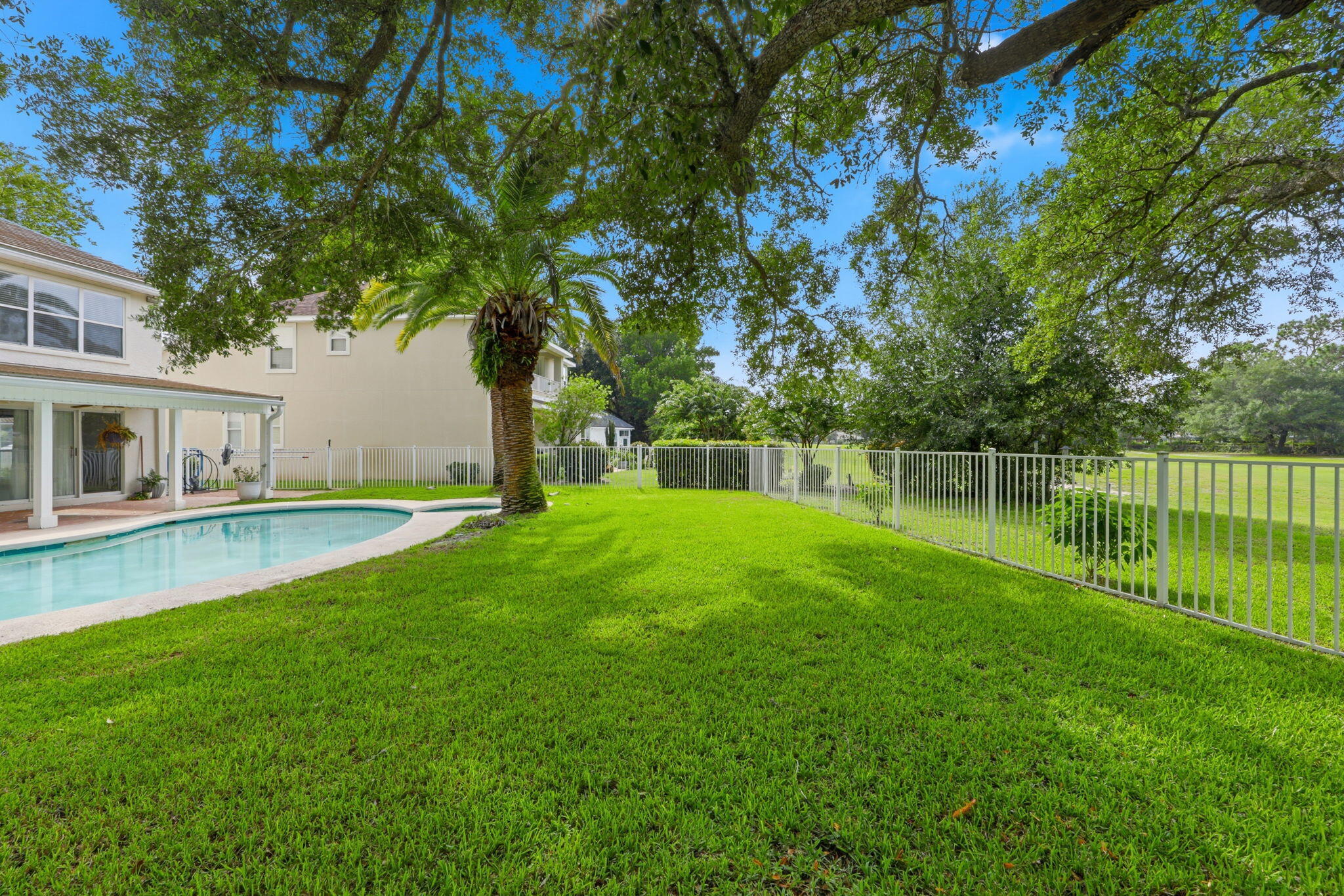 SHALIMAR POINTE S/D - Residential