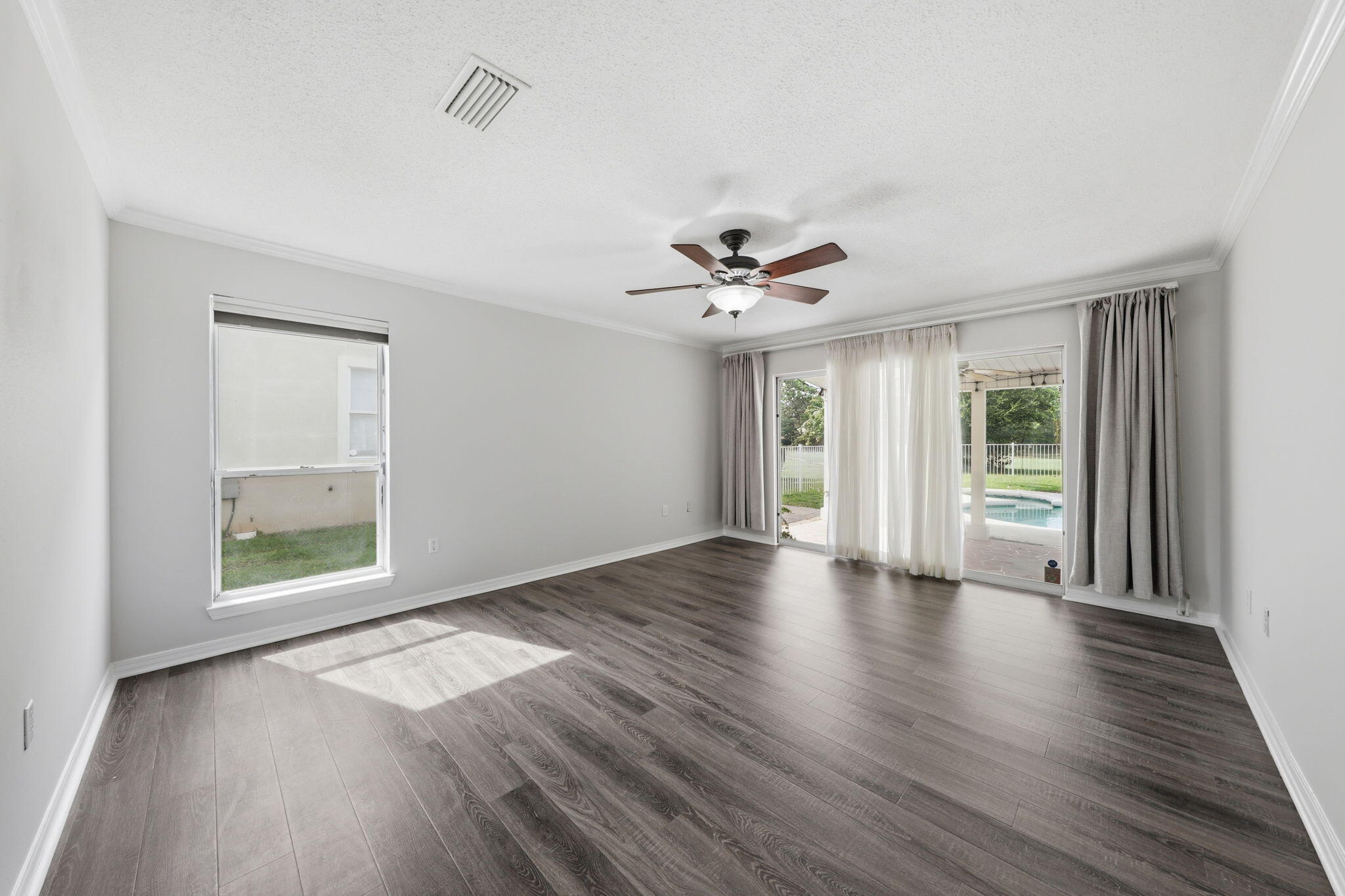 SHALIMAR POINTE S/D - Residential