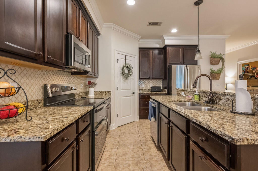 ARROWHEAD - Residential