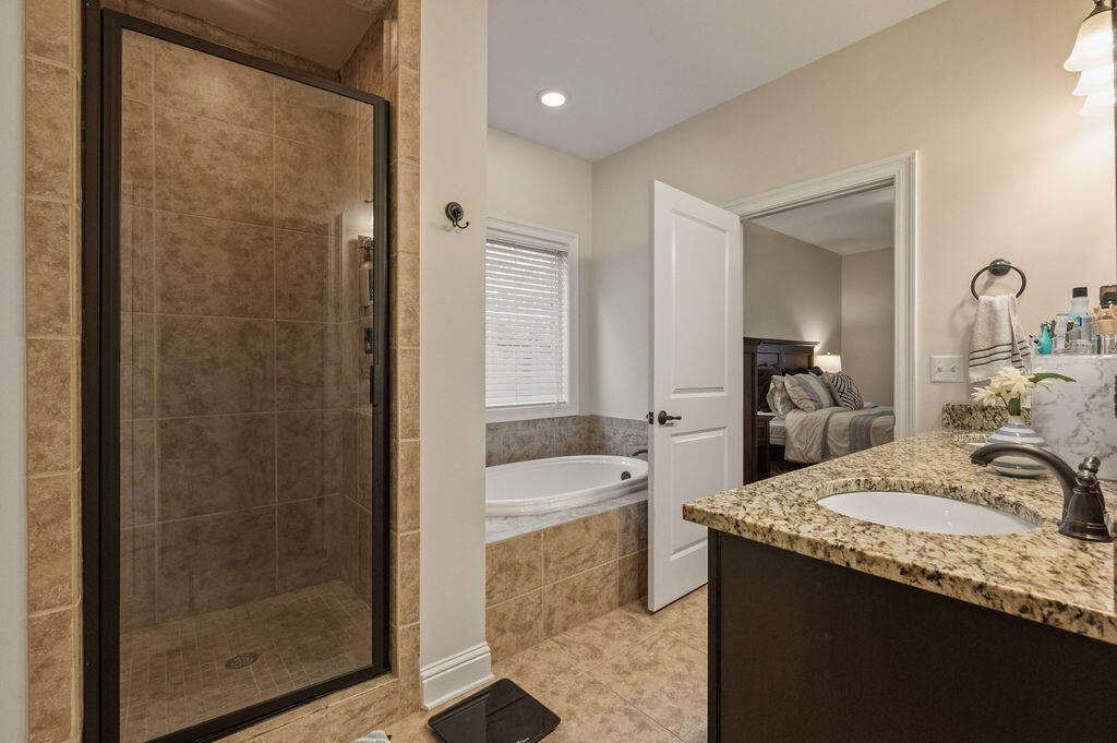 ARROWHEAD - Residential