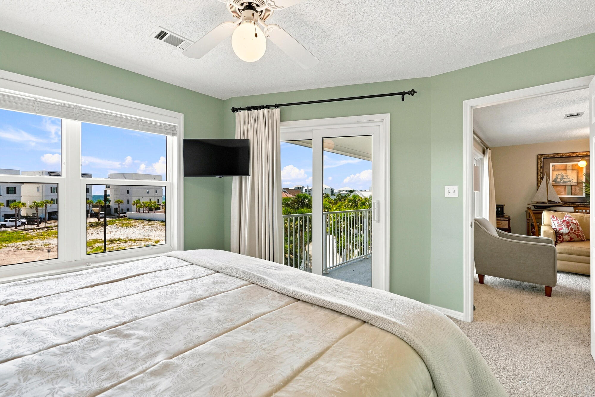 BEACHSIDE VILLAS CONDO - Residential