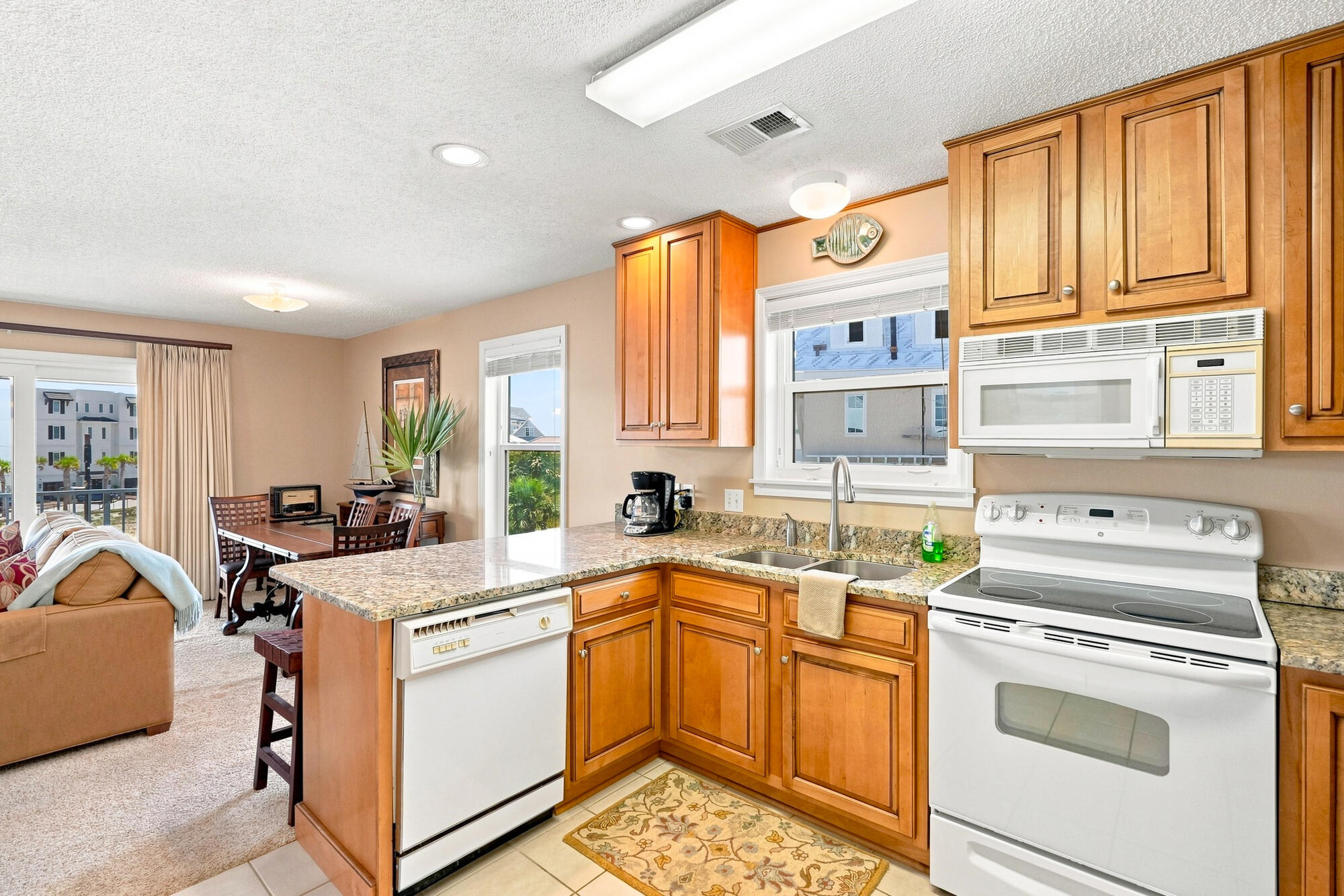 BEACHSIDE VILLAS CONDO - Residential