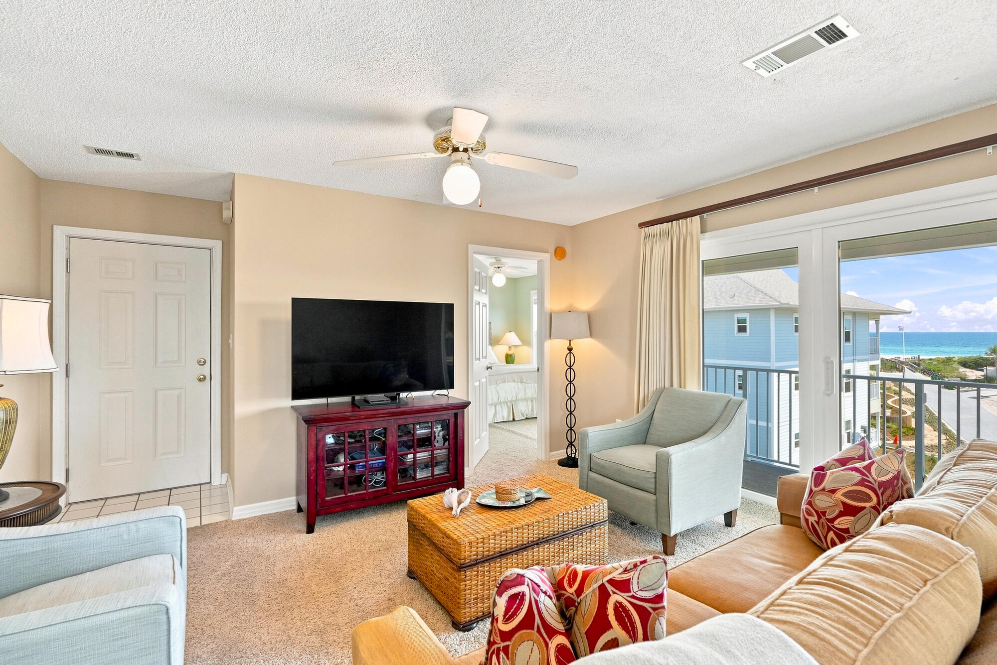 BEACHSIDE VILLAS CONDO - Residential