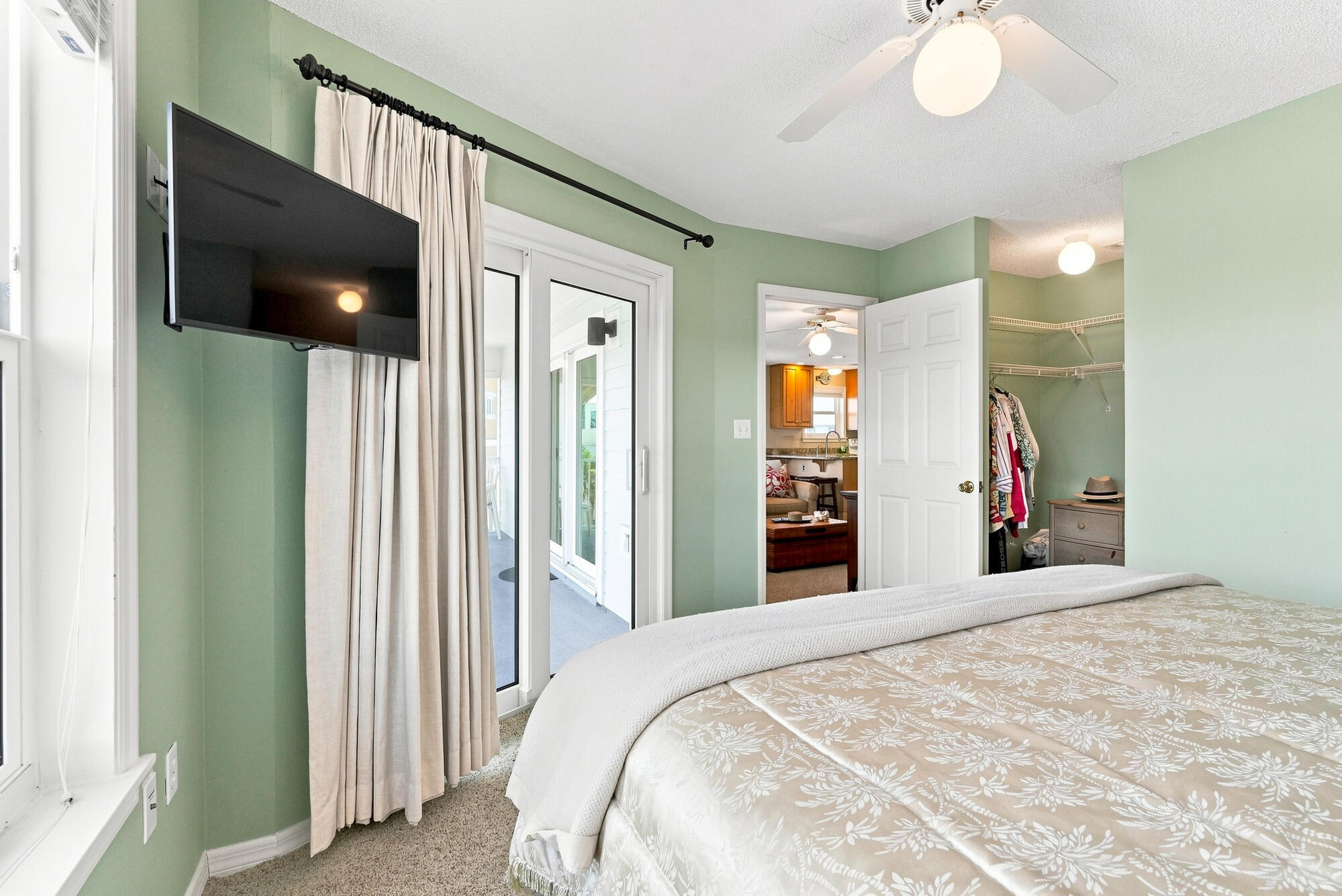 BEACHSIDE VILLAS CONDO - Residential