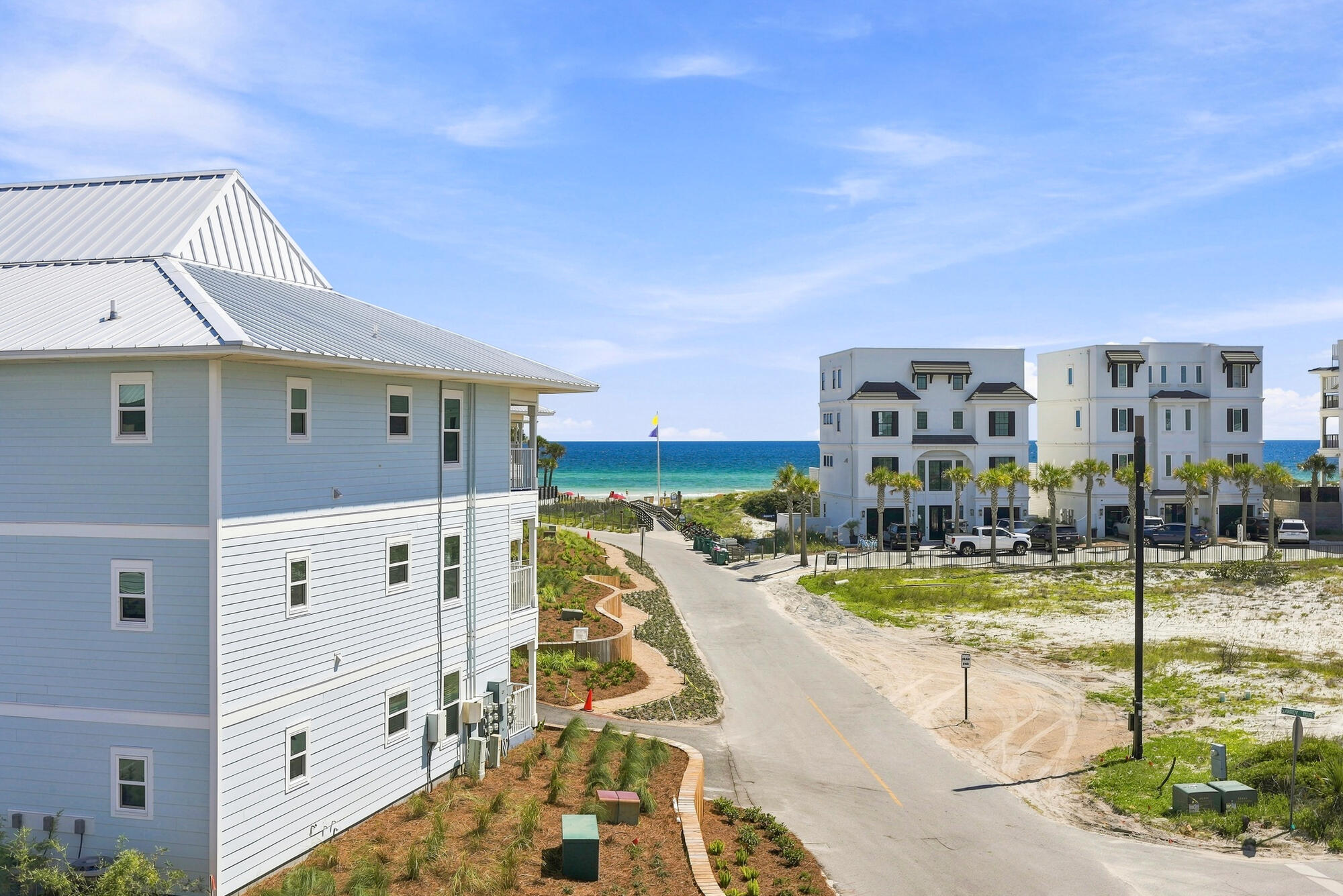 BEACHSIDE VILLAS CONDO - Residential