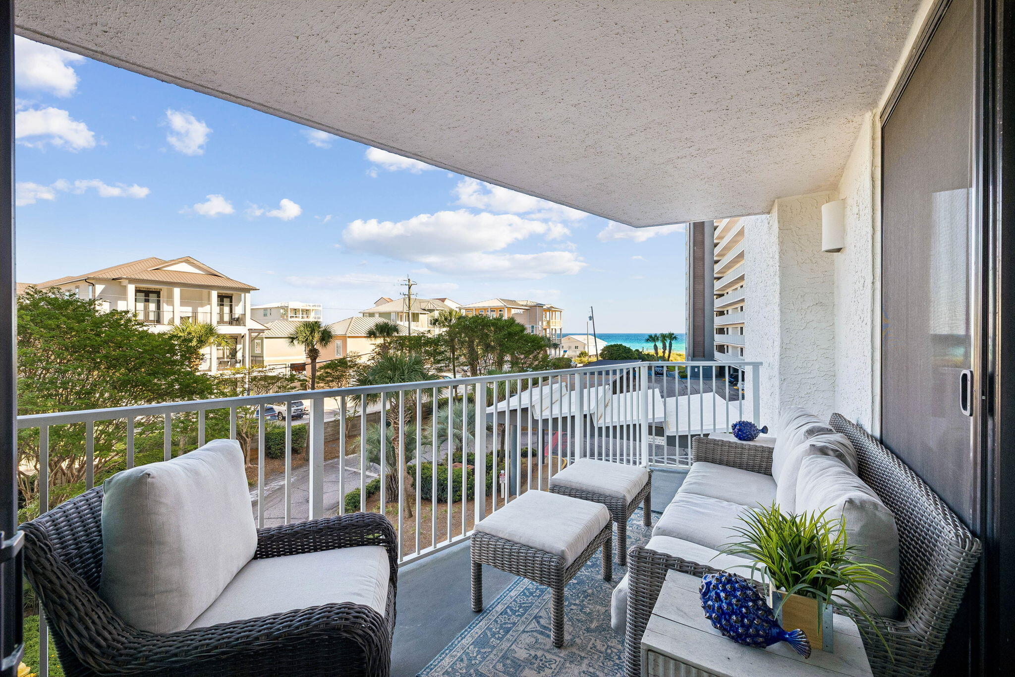 MAINSAIL CONDO PH 3 - Residential
