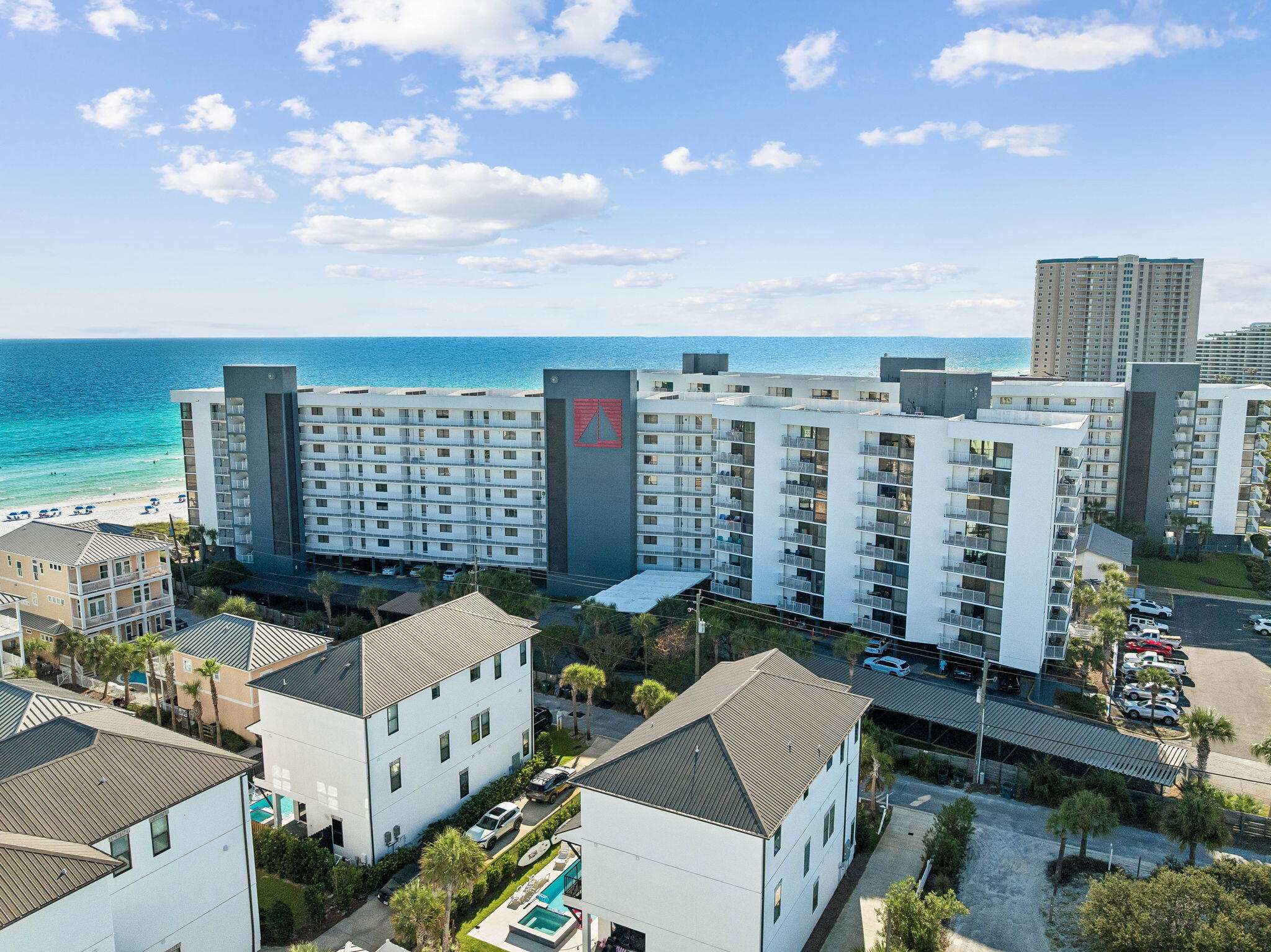 MAINSAIL CONDO PH 3 - Residential