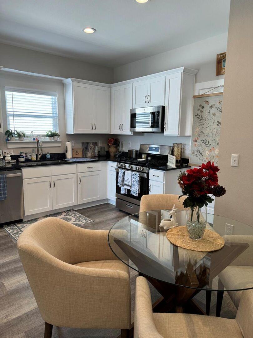 KAKE COTTAGES - Residential Lease