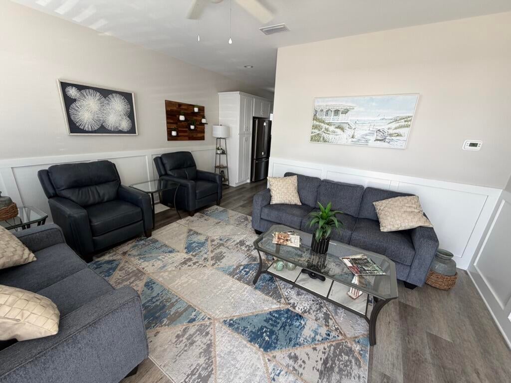 KAKE COTTAGES - Residential Lease