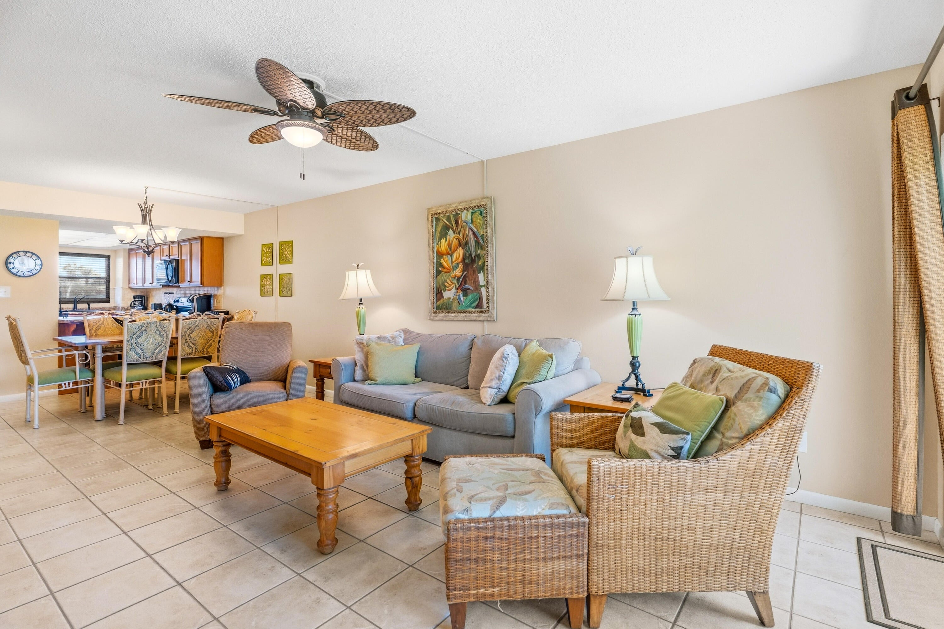 EL MATADOR CONDO - Residential