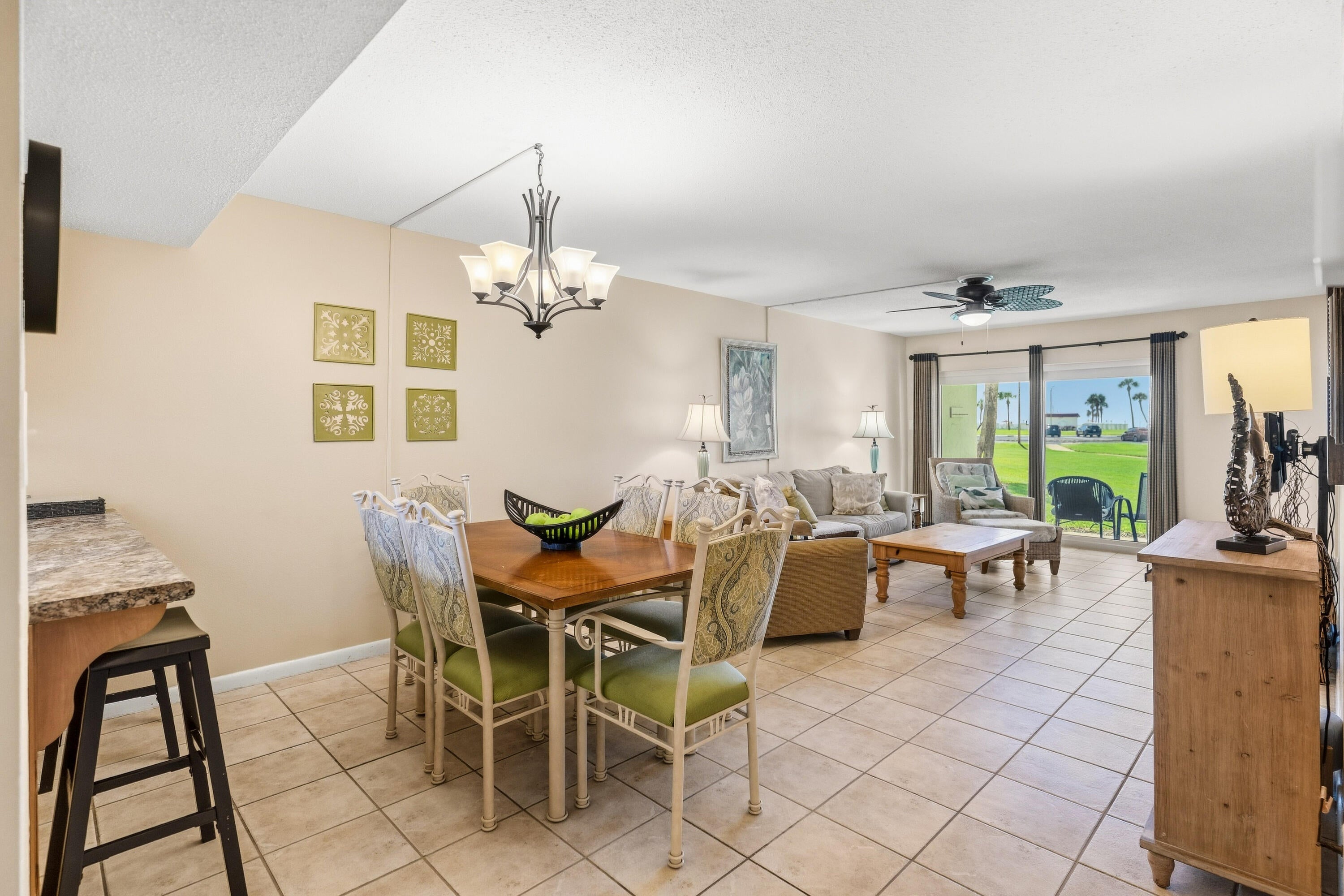 EL MATADOR CONDO - Residential