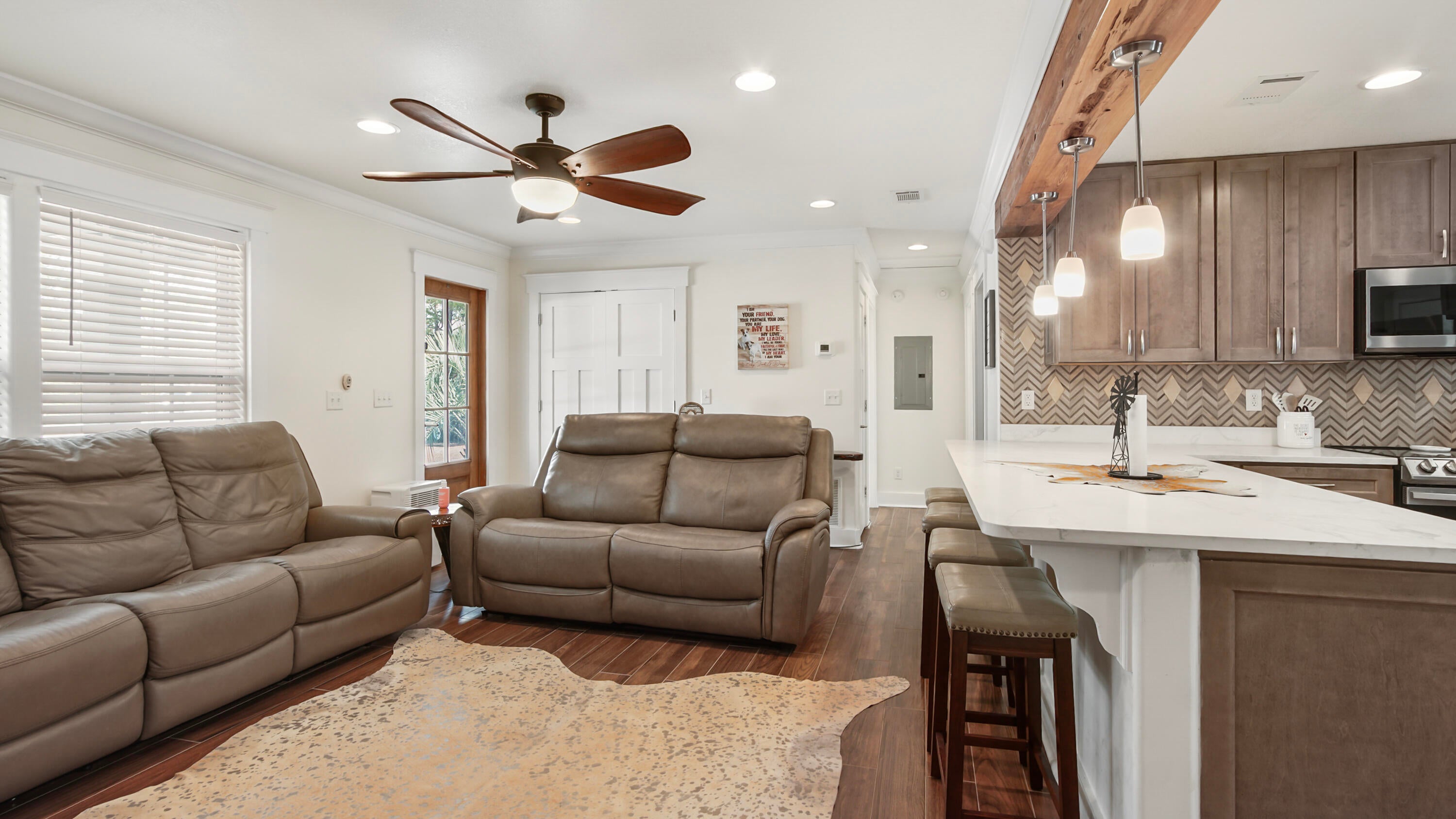 OAKWOOD HILLS - Residential
