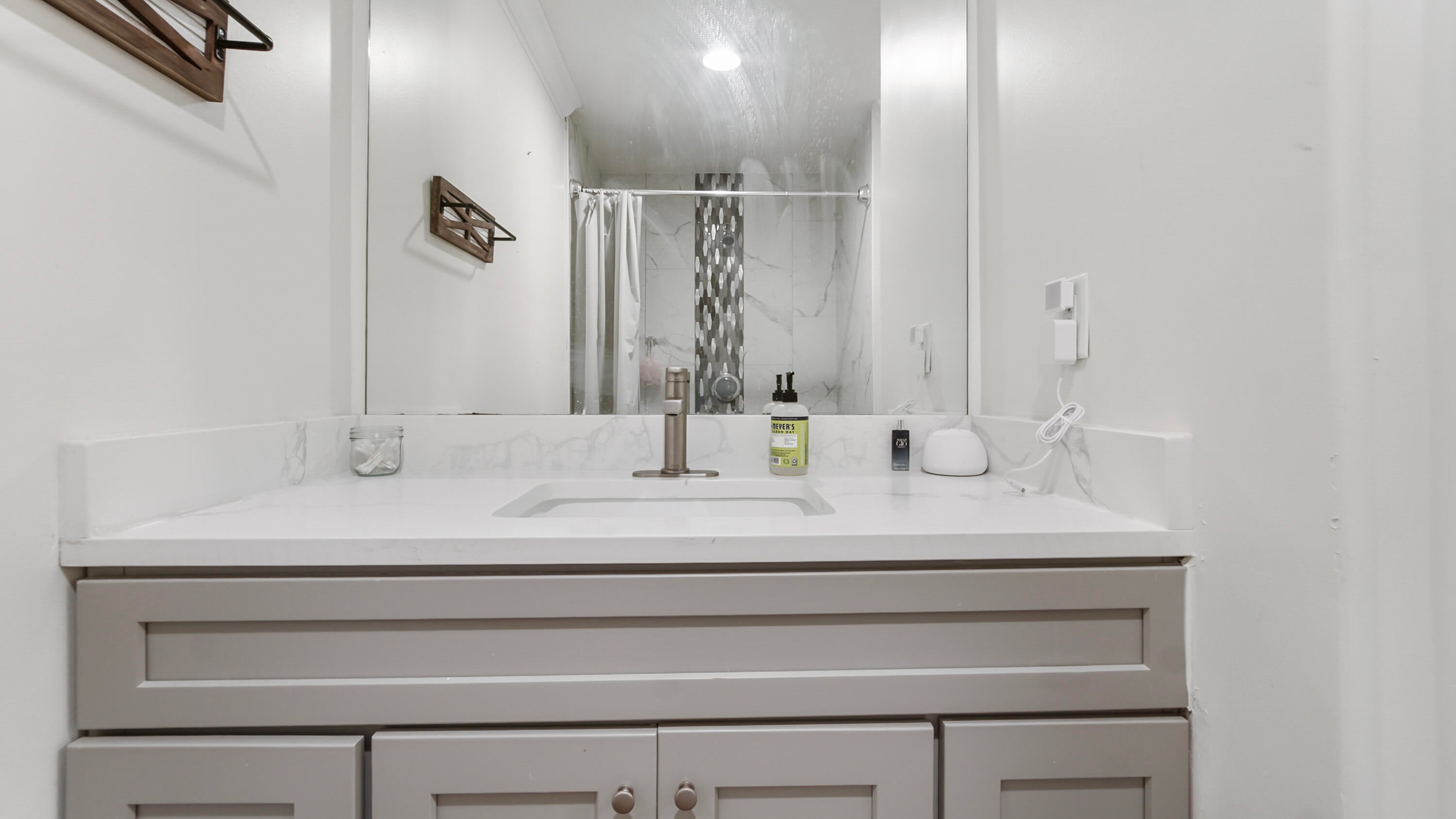 OAKWOOD HILLS - Residential
