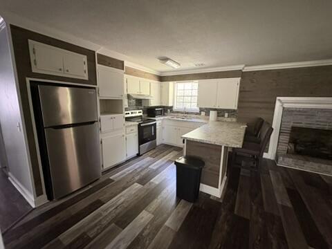 ADAMS POWELL - Residential