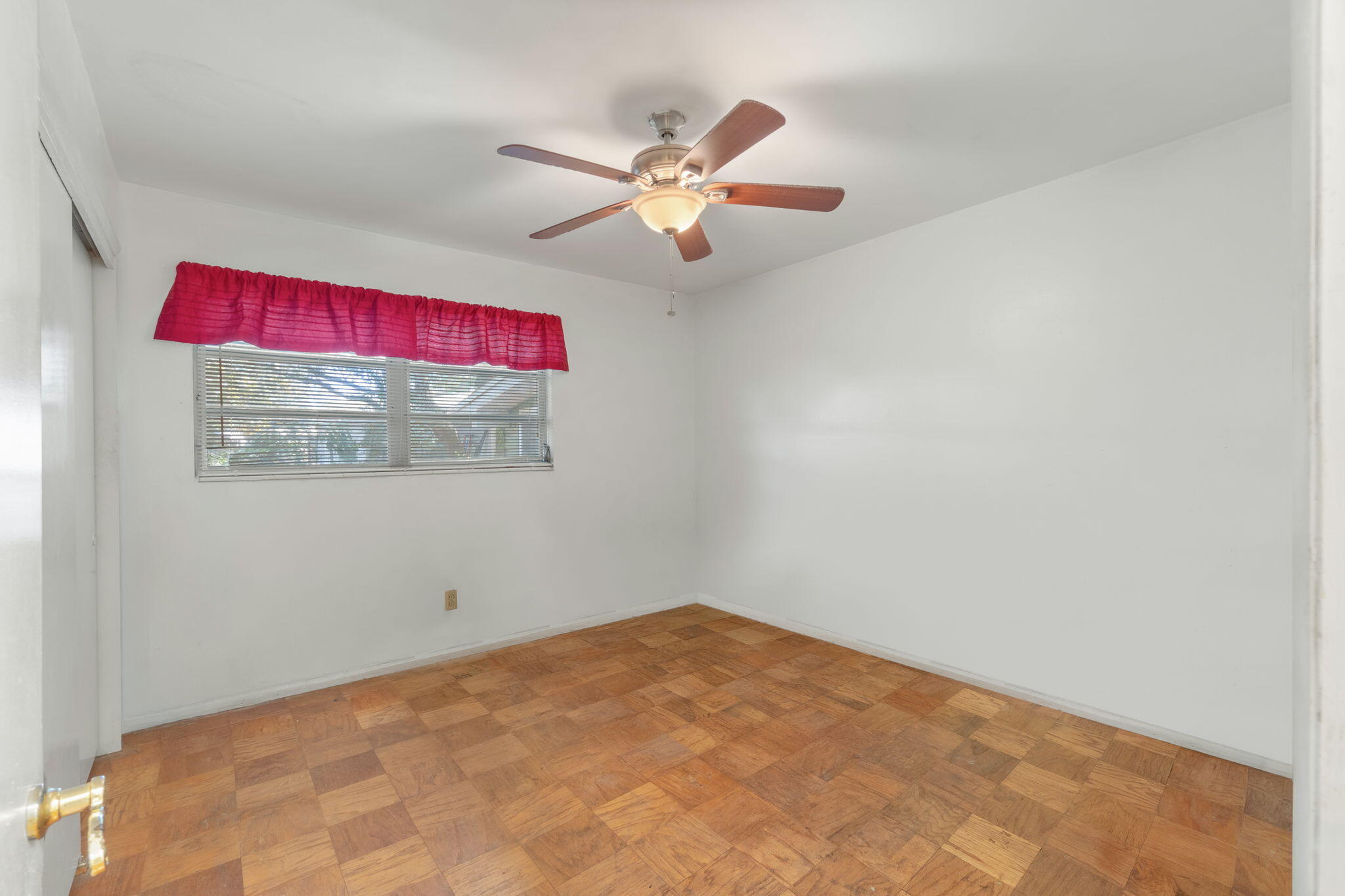 ROSEWOOD HOMES - Residential