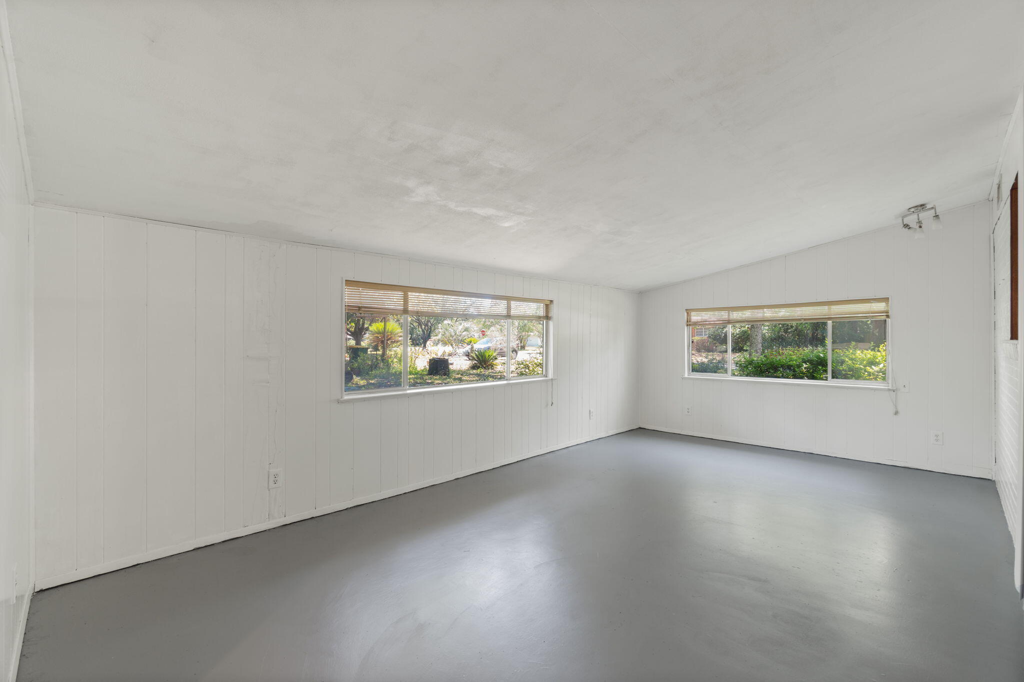 ROSEWOOD HOMES - Residential