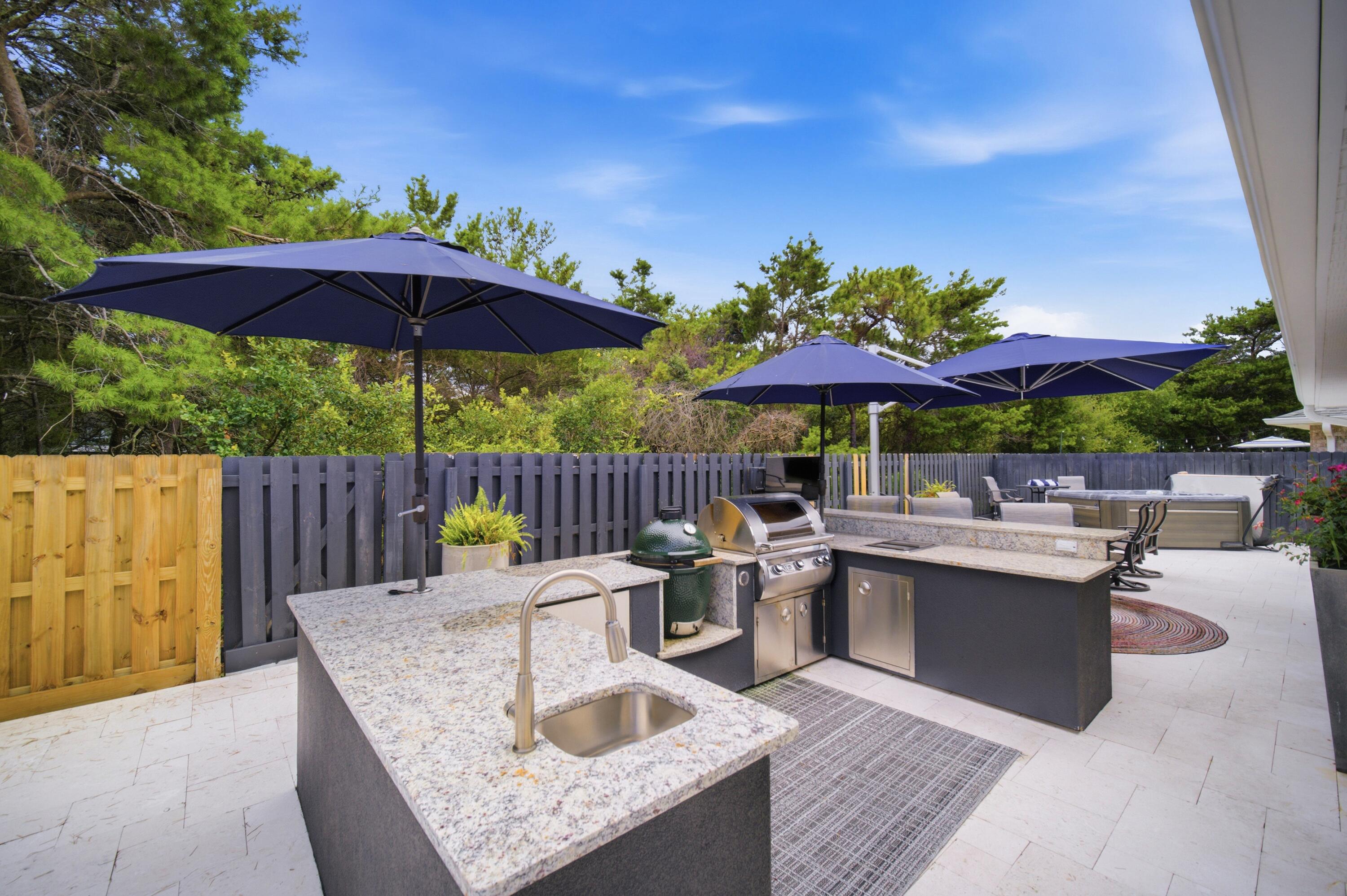 PARADISE RETREAT - Residential