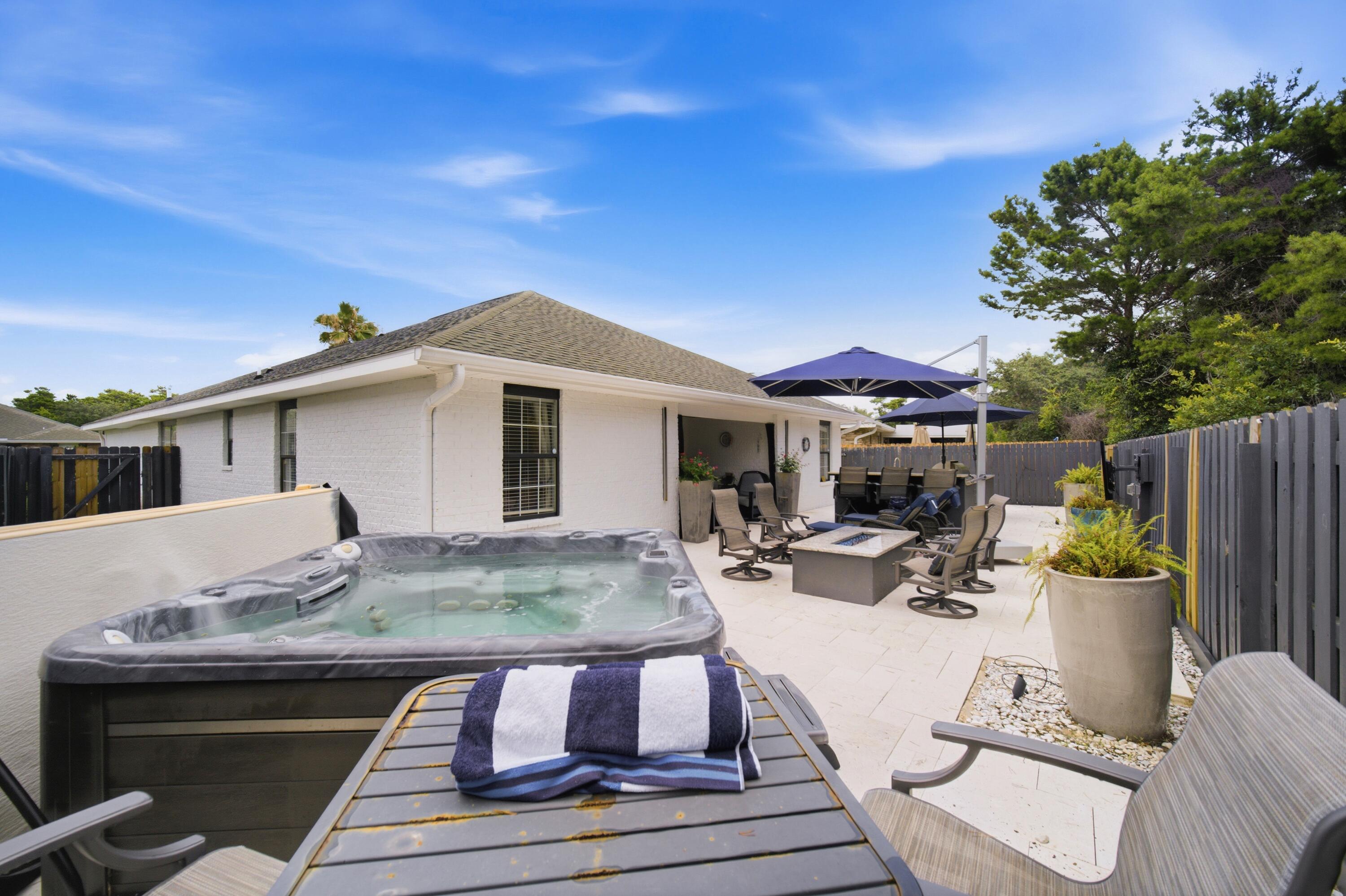 PARADISE RETREAT - Residential