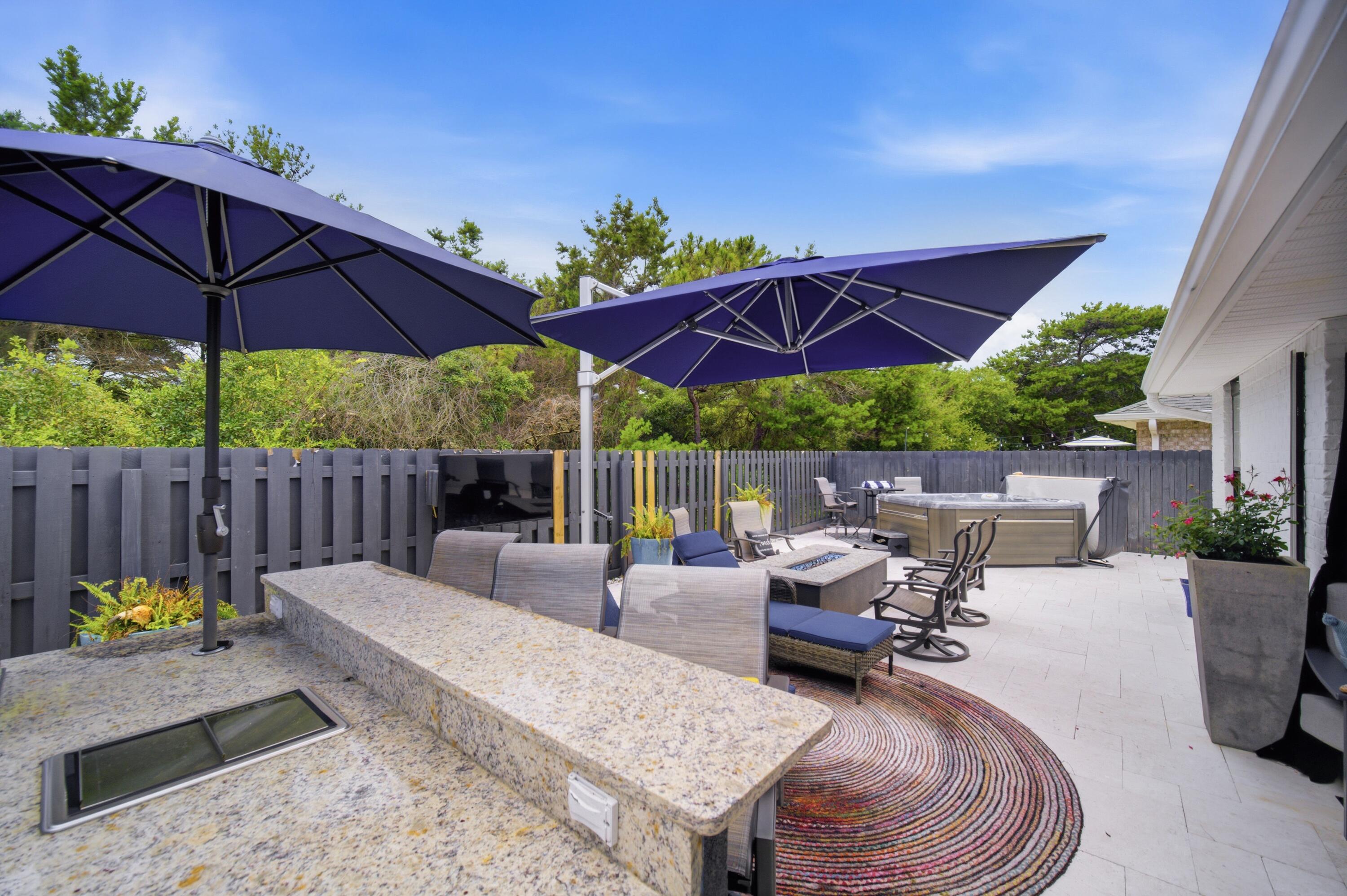 PARADISE RETREAT - Residential