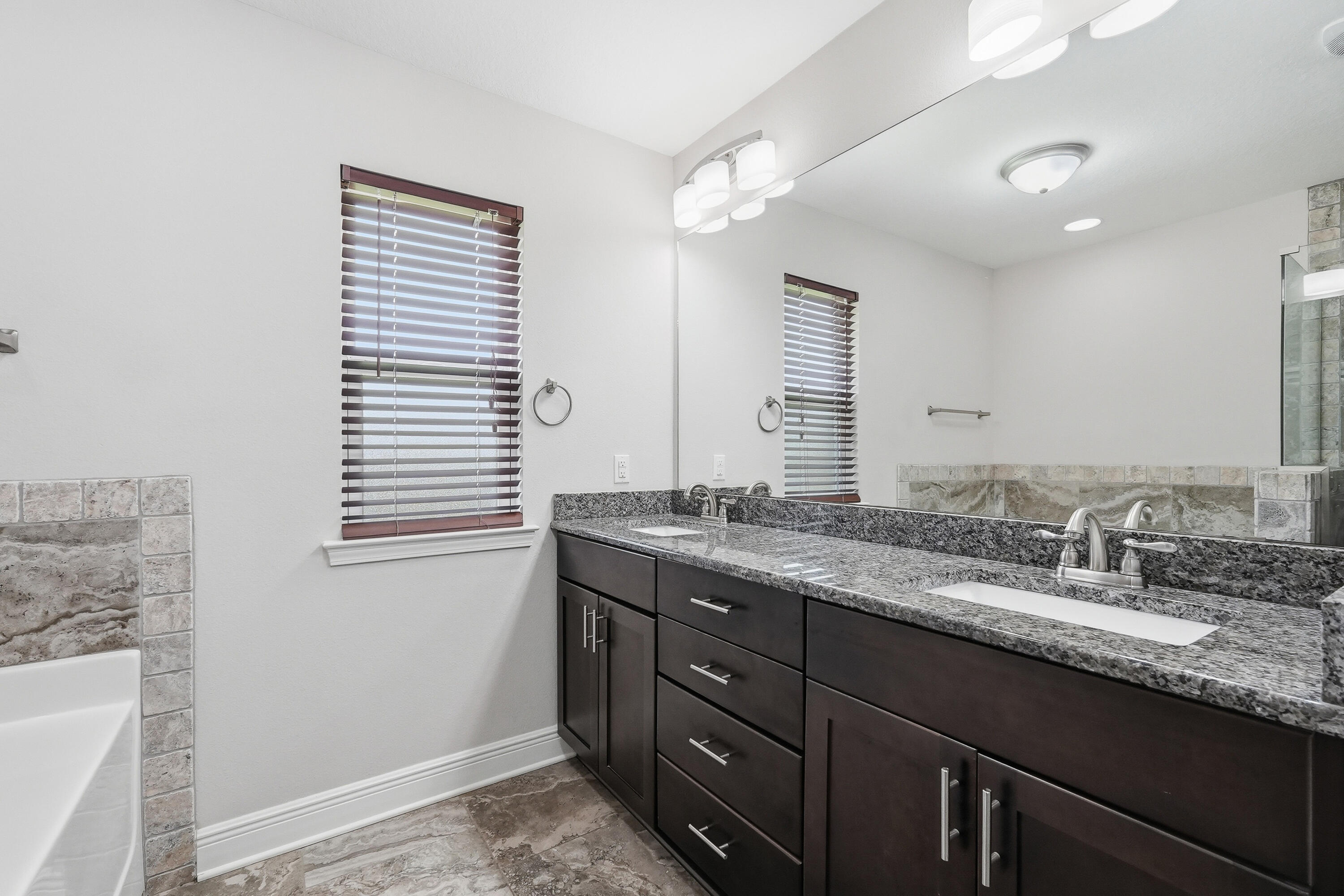 SANTA ROSA SHORES EAST - Residential
