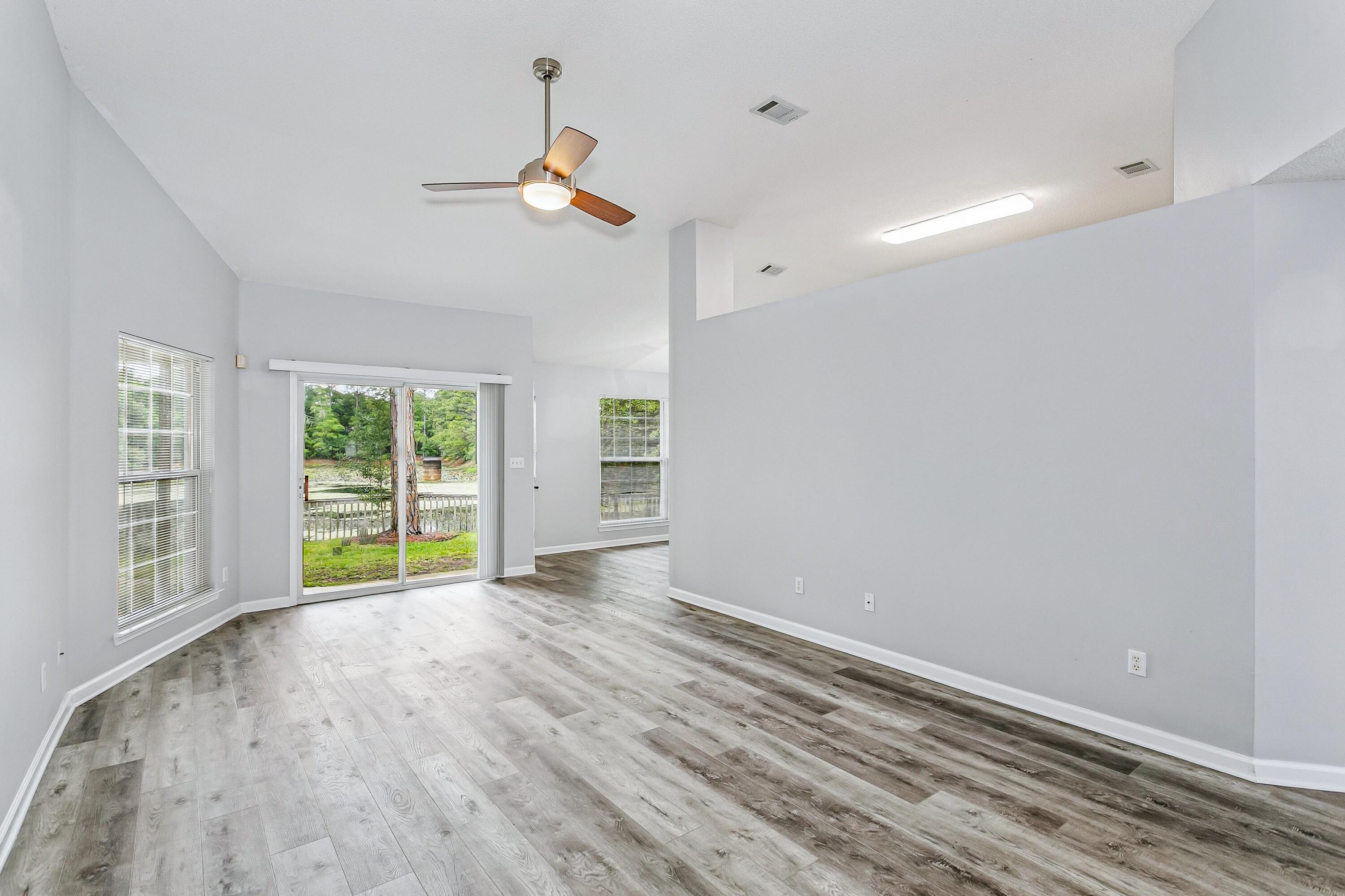 LAKEVIEW - Residential