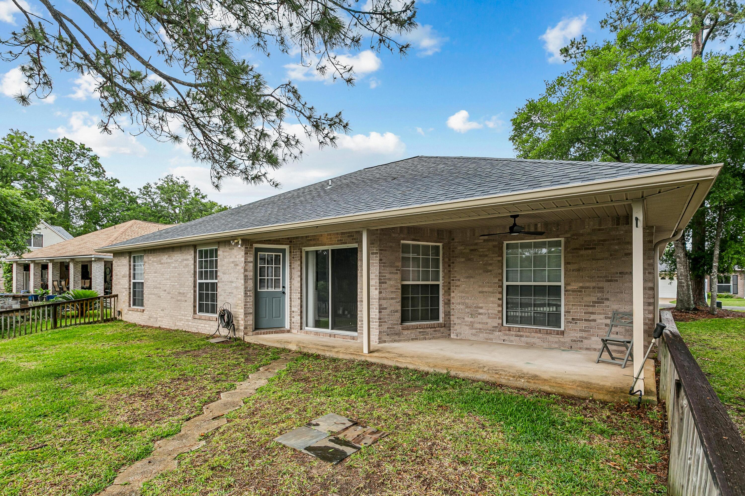 LAKEVIEW - Residential
