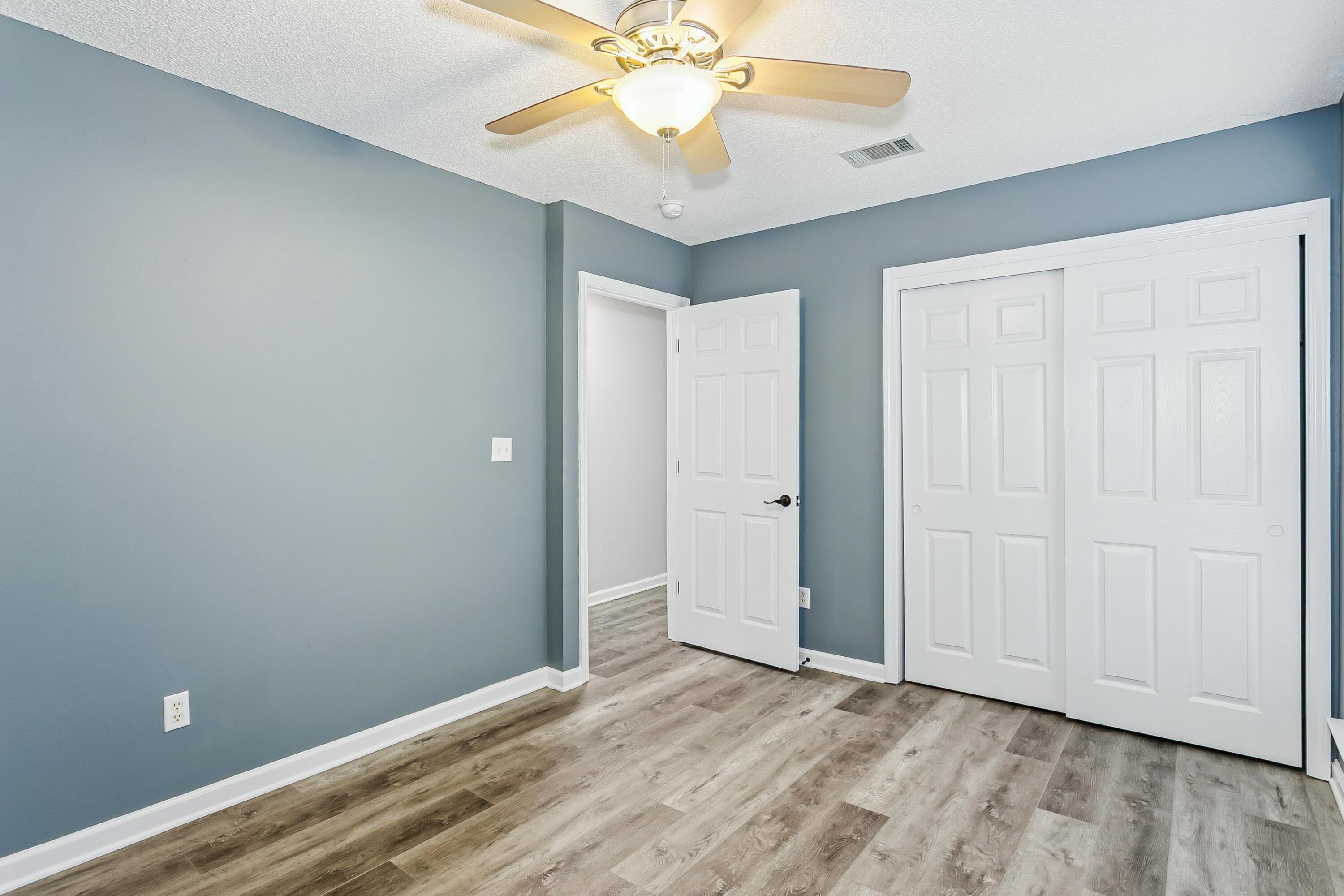 LAKEVIEW - Residential