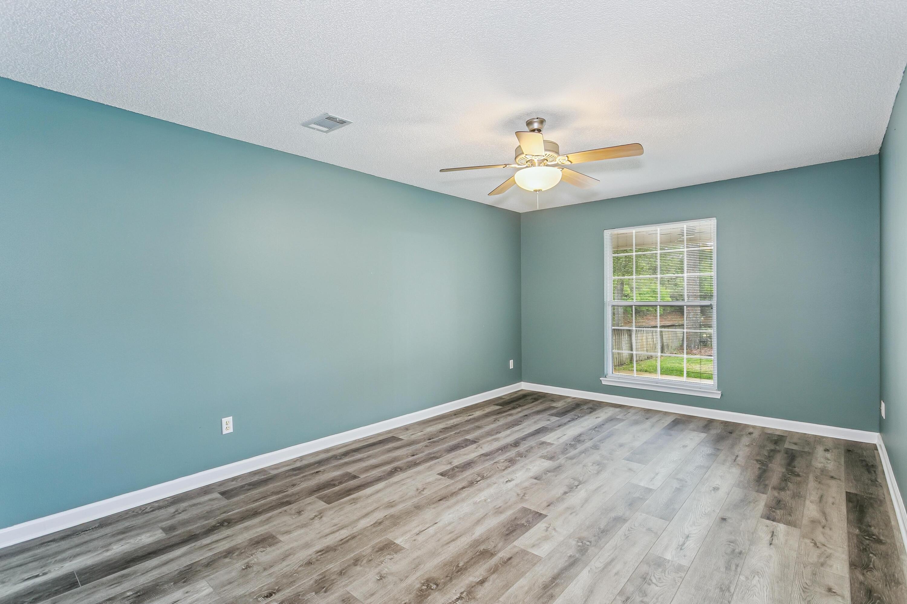 LAKEVIEW - Residential