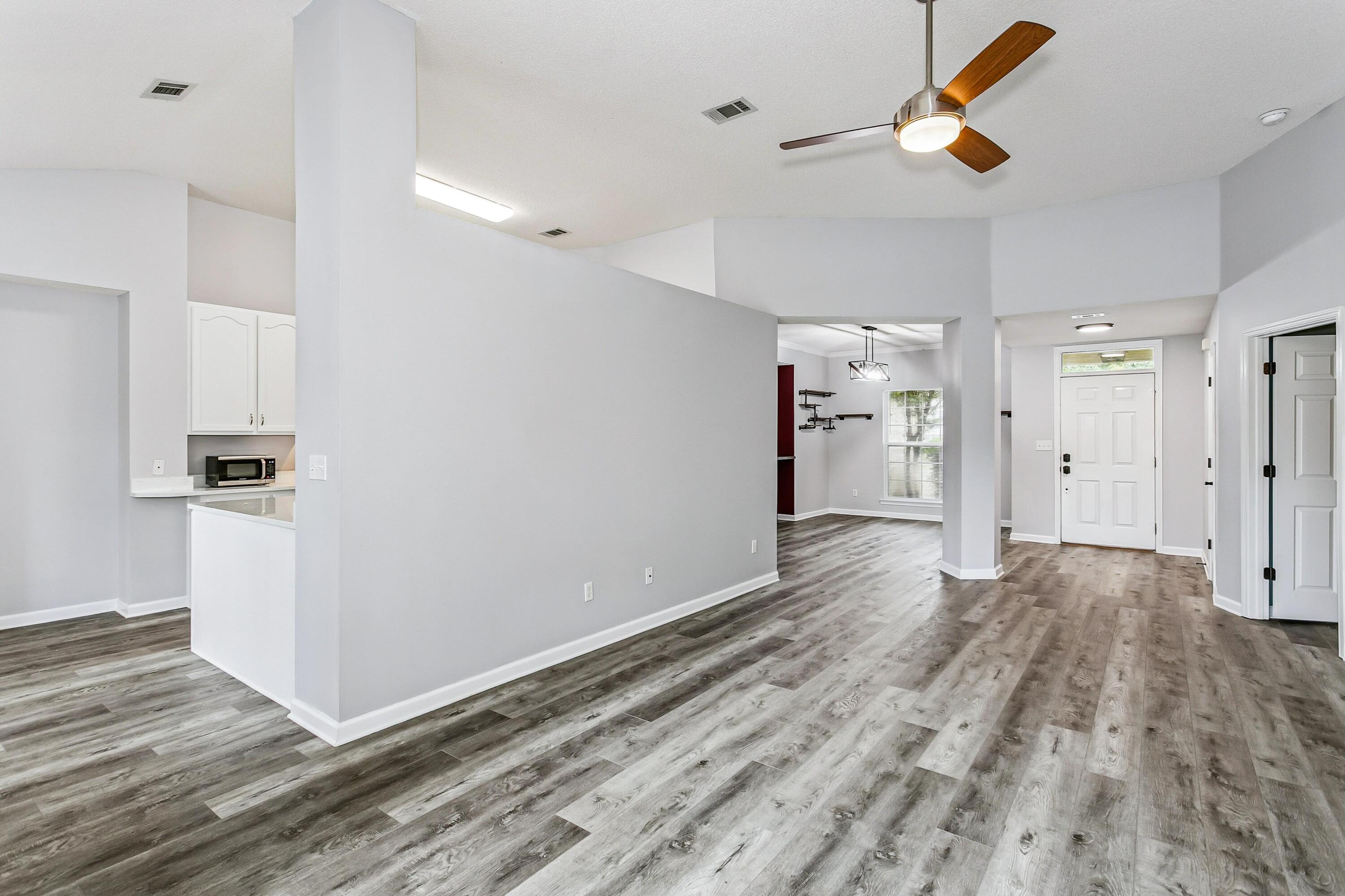 LAKEVIEW - Residential