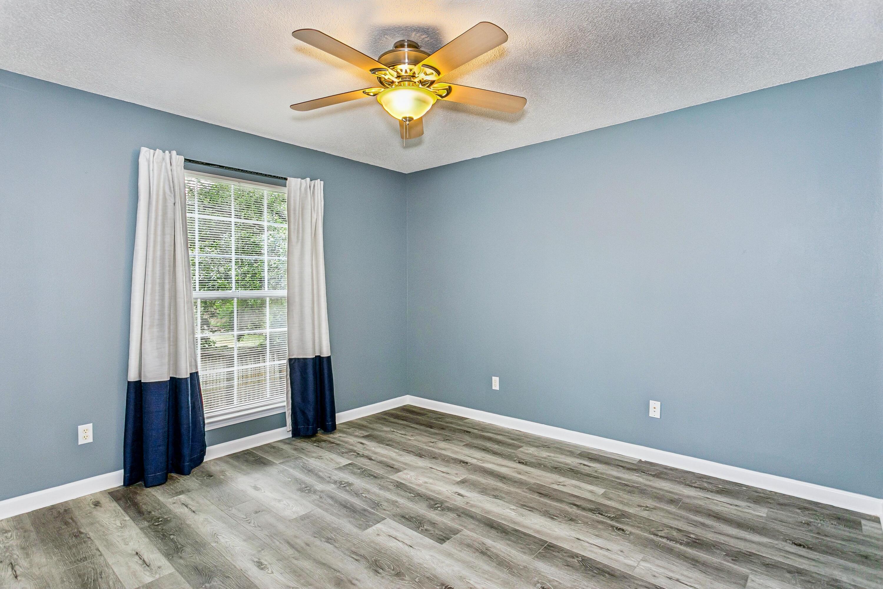 LAKEVIEW - Residential