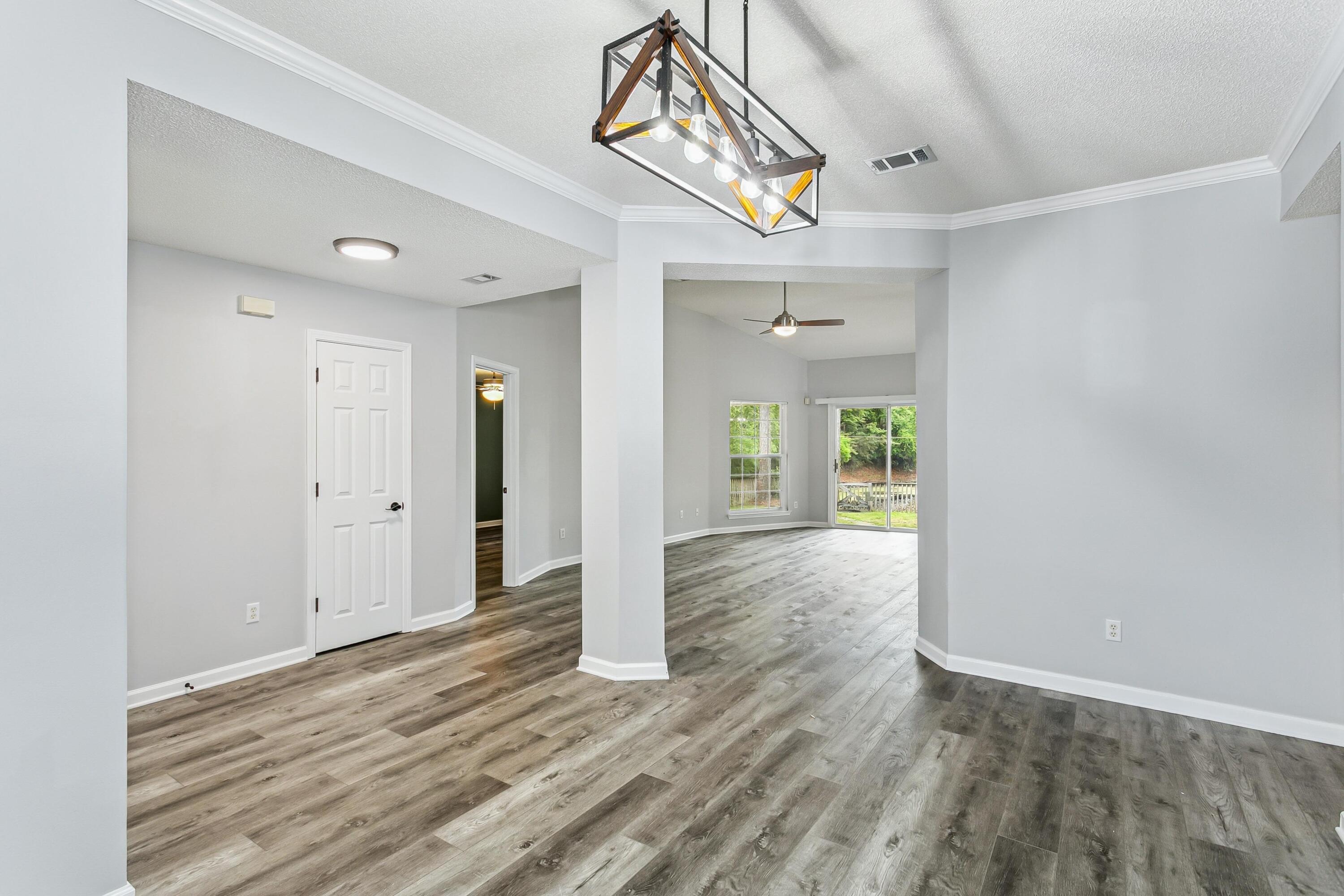 LAKEVIEW - Residential