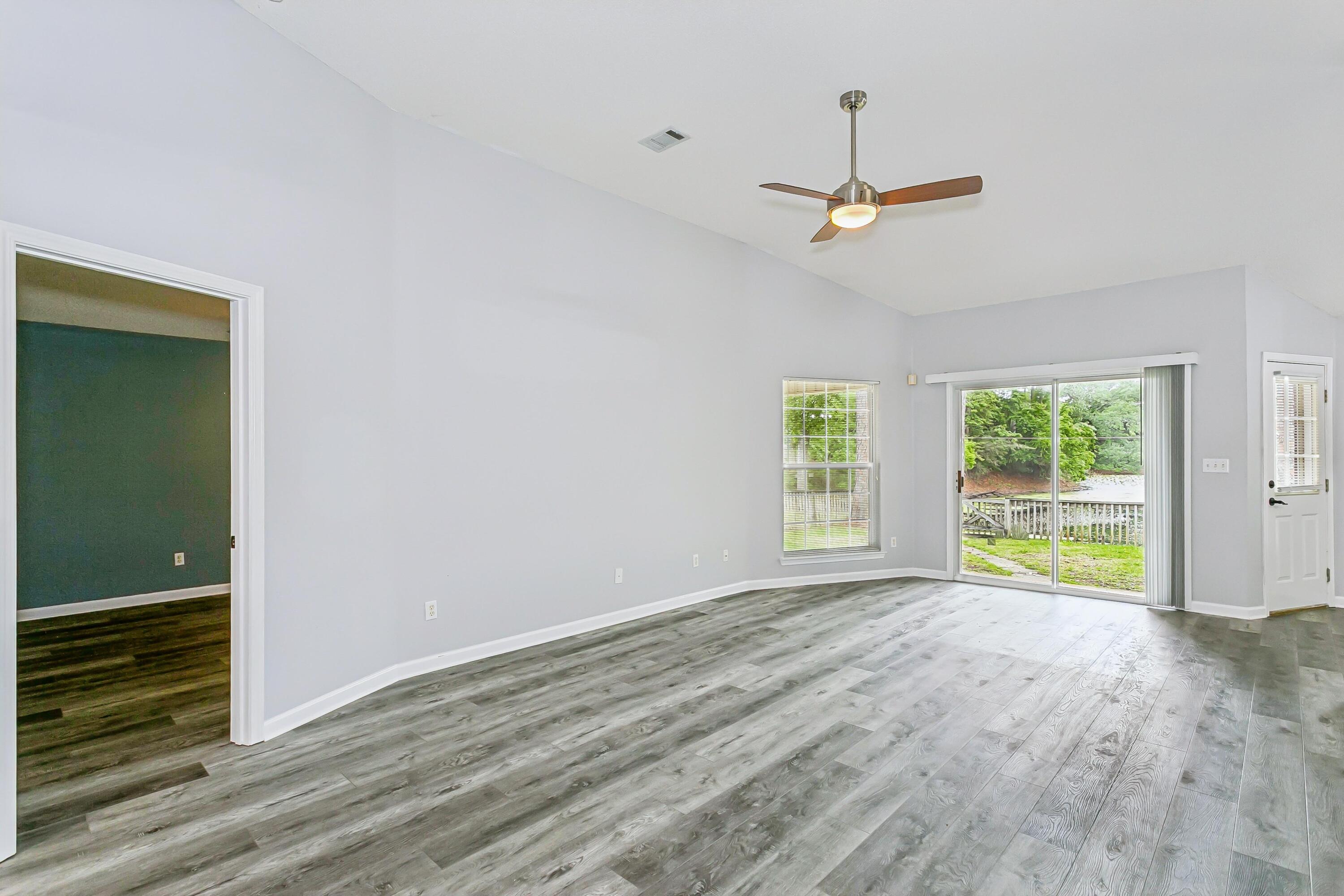 LAKEVIEW - Residential