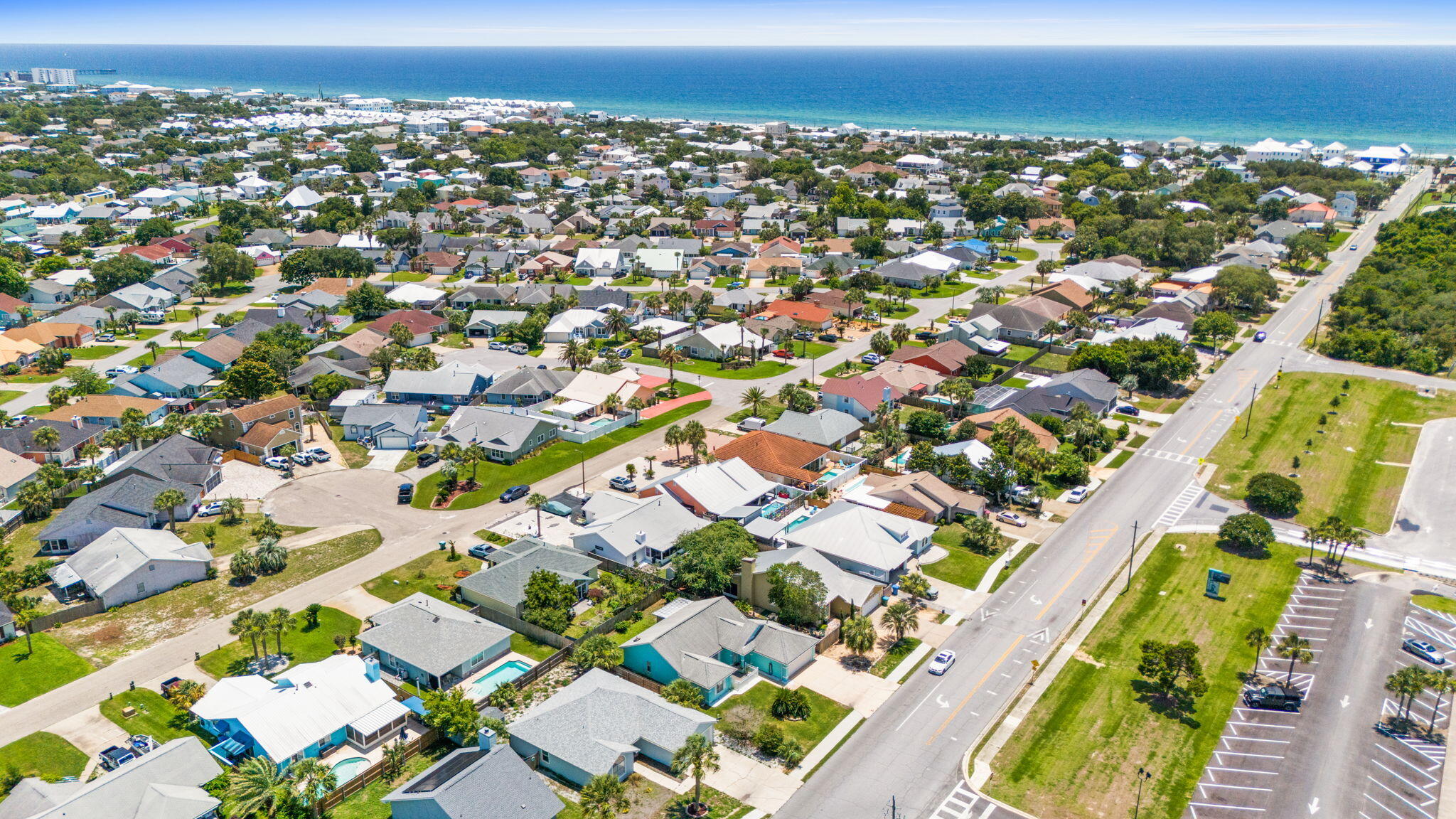 SEACLUSION BEACH - Residential
