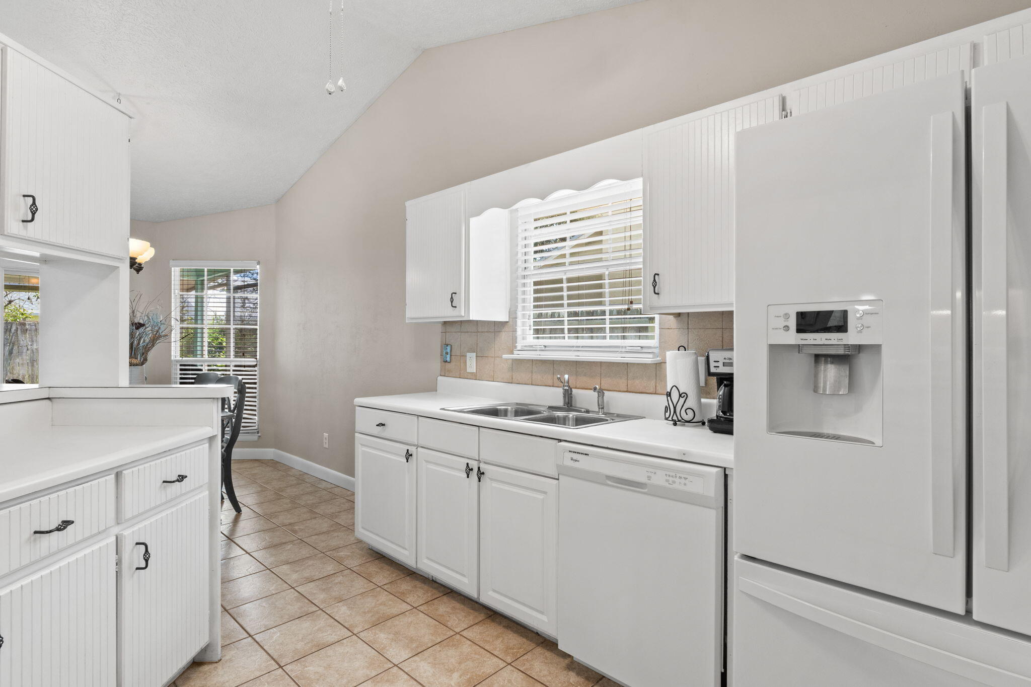 SEACLUSION BEACH - Residential