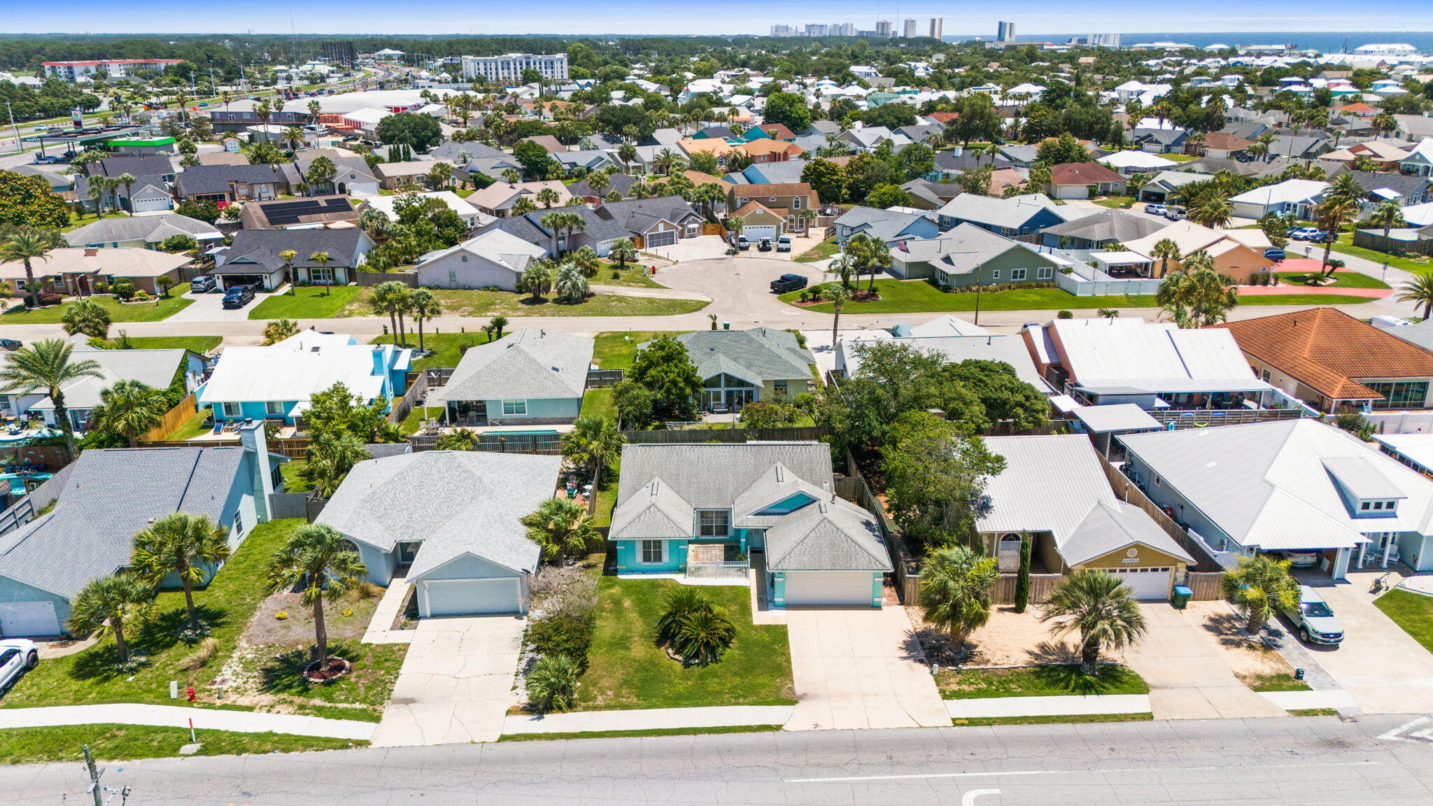 SEACLUSION BEACH - Residential
