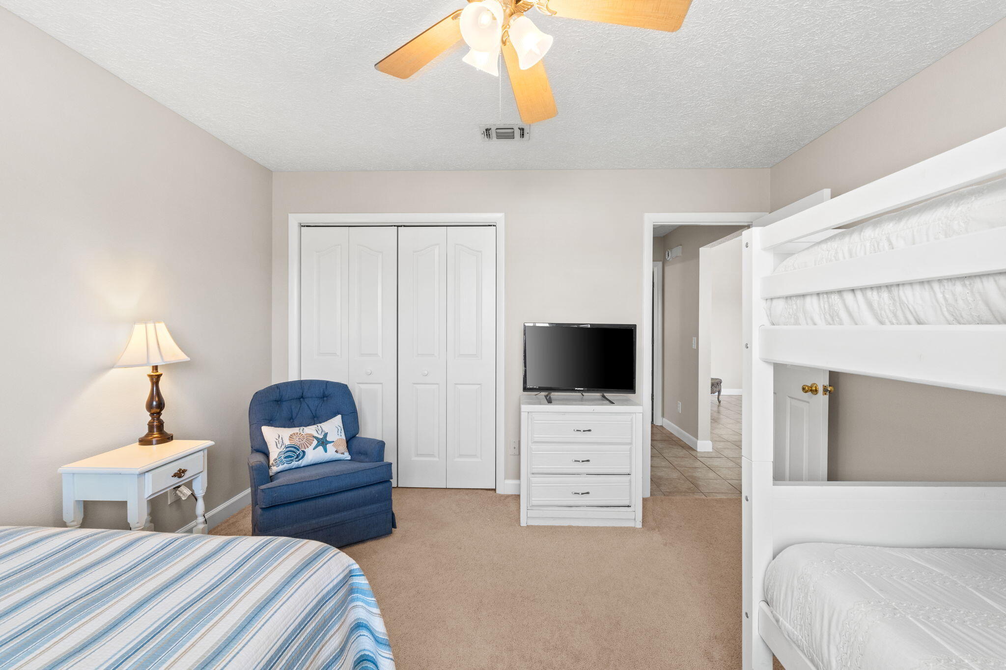 SEACLUSION BEACH - Residential