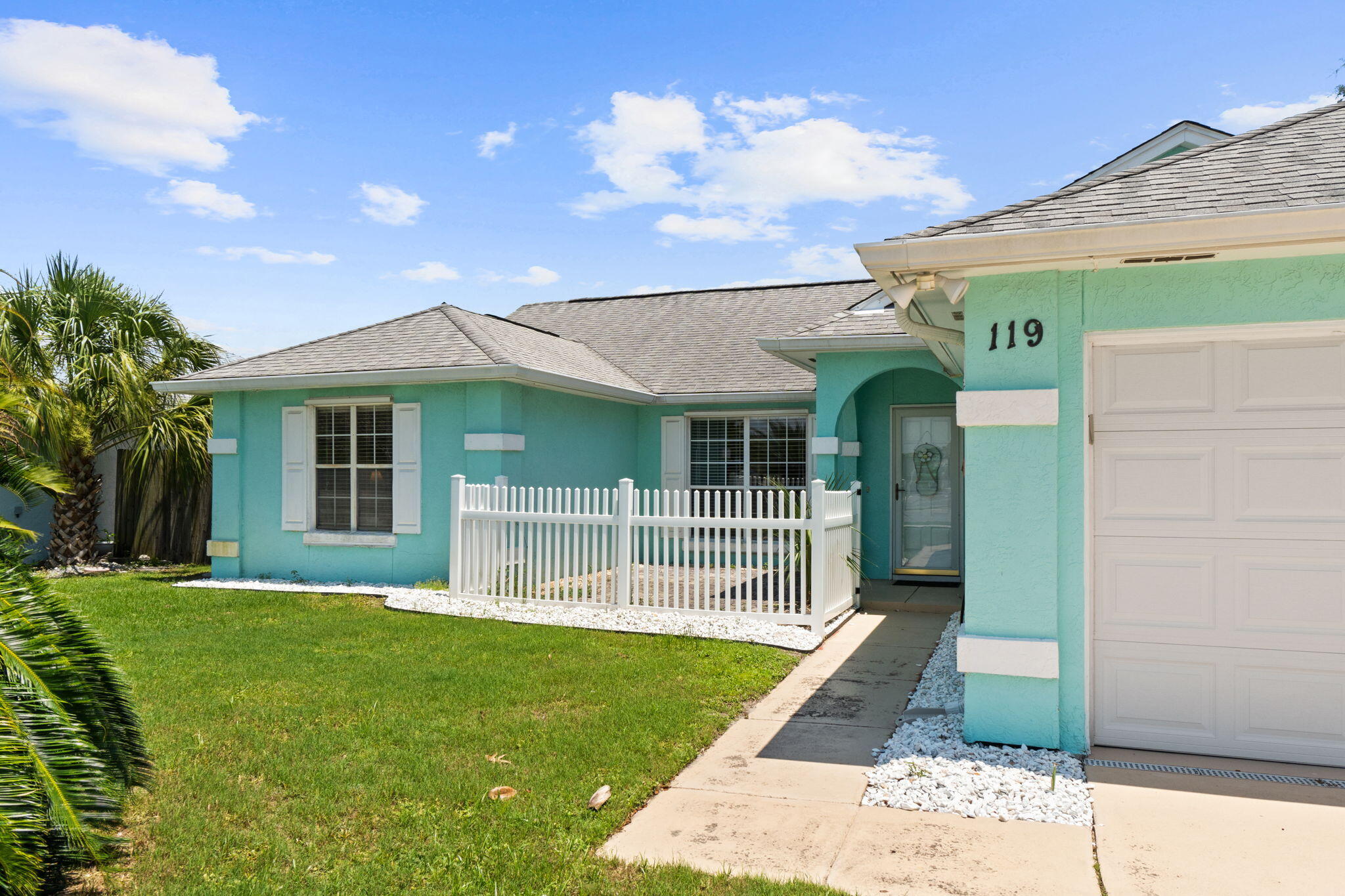 SEACLUSION BEACH - Residential