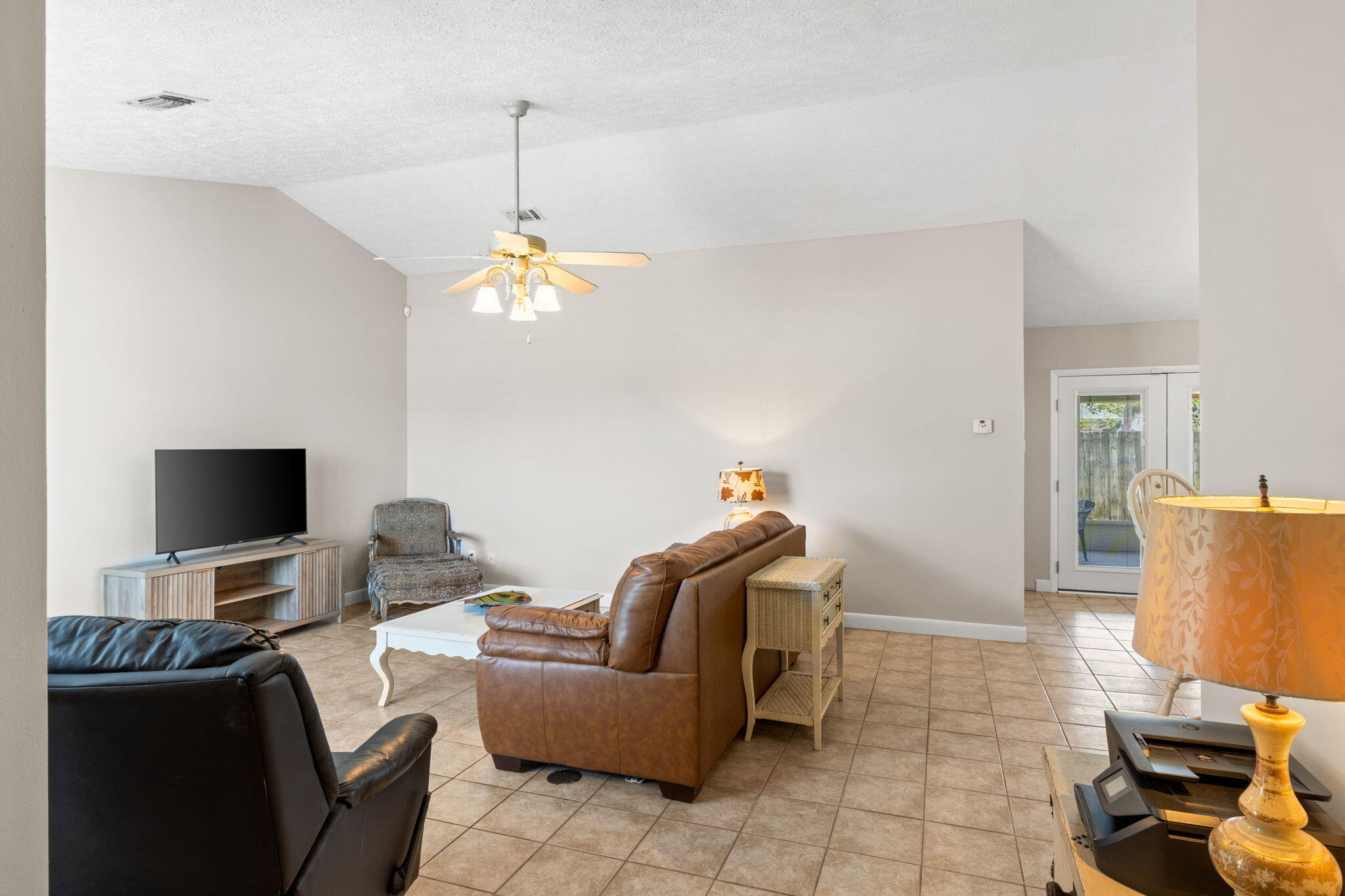 SEACLUSION BEACH - Residential