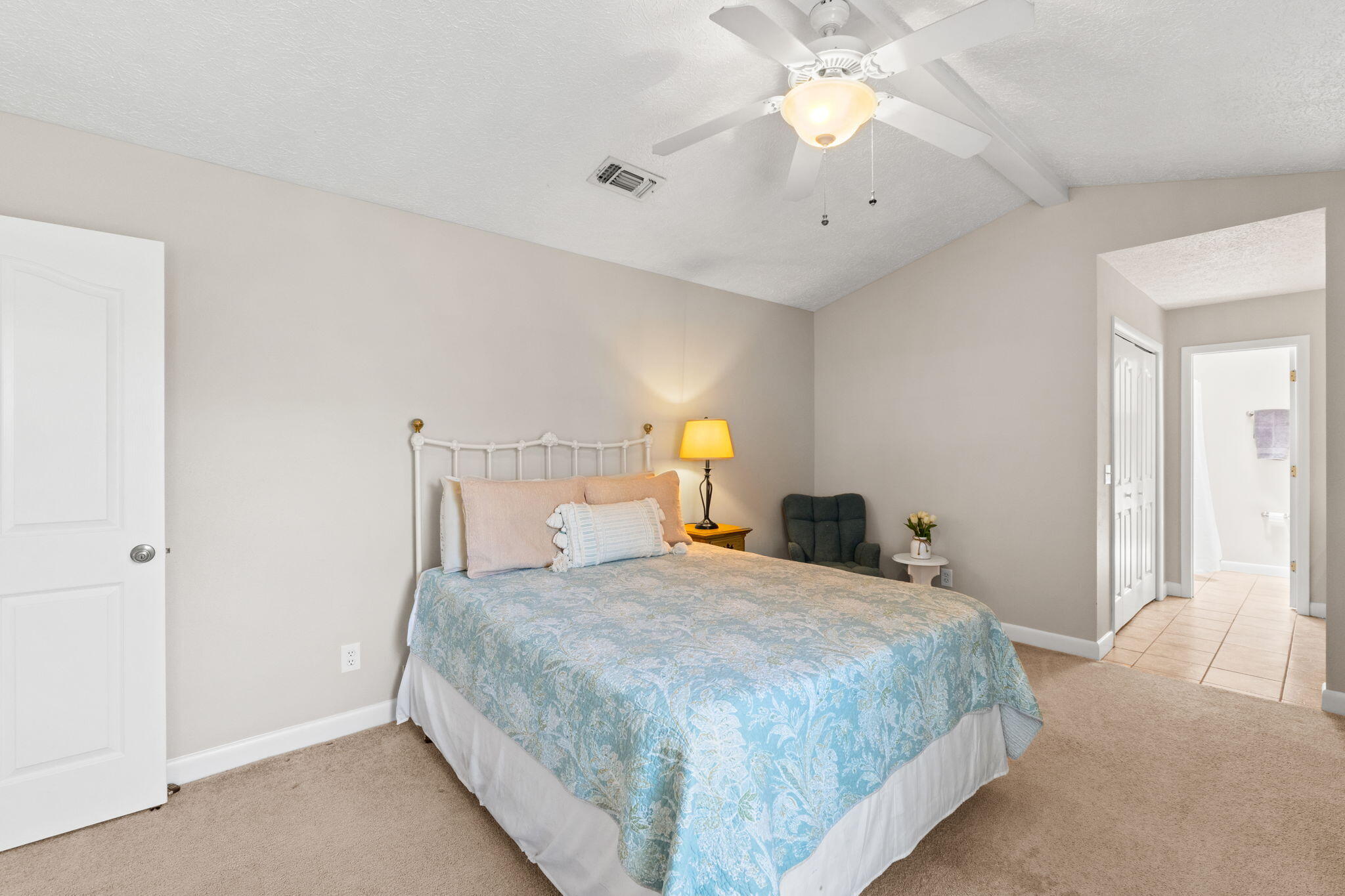 SEACLUSION BEACH - Residential