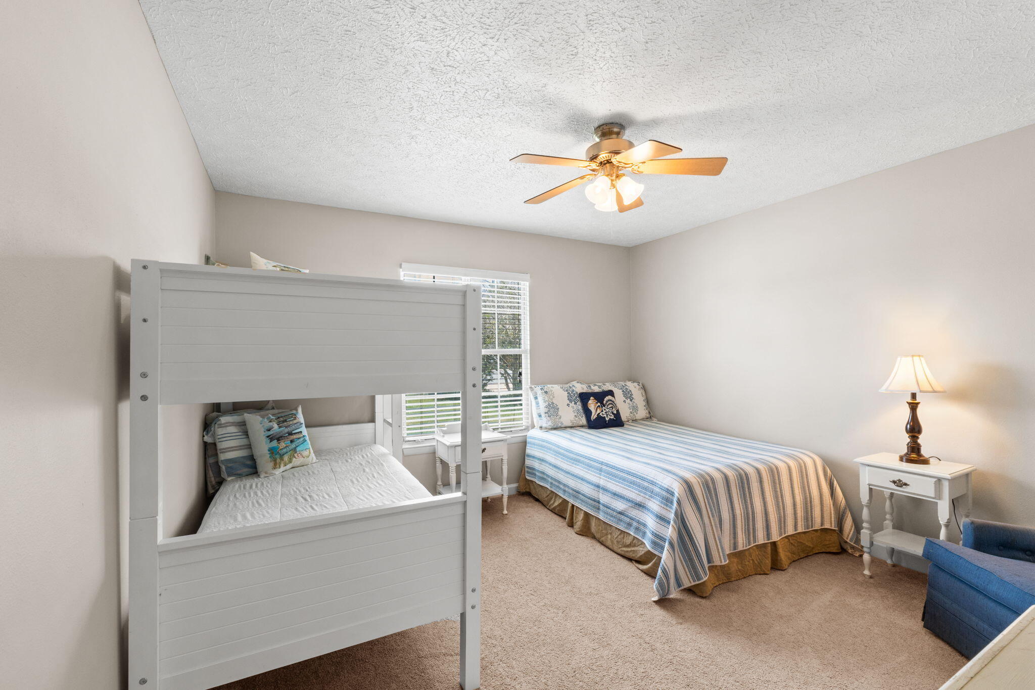 SEACLUSION BEACH - Residential