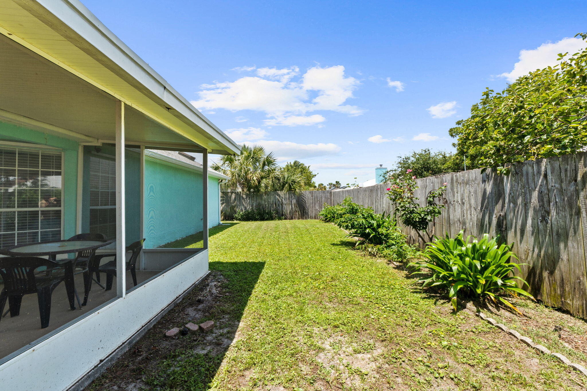 SEACLUSION BEACH - Residential
