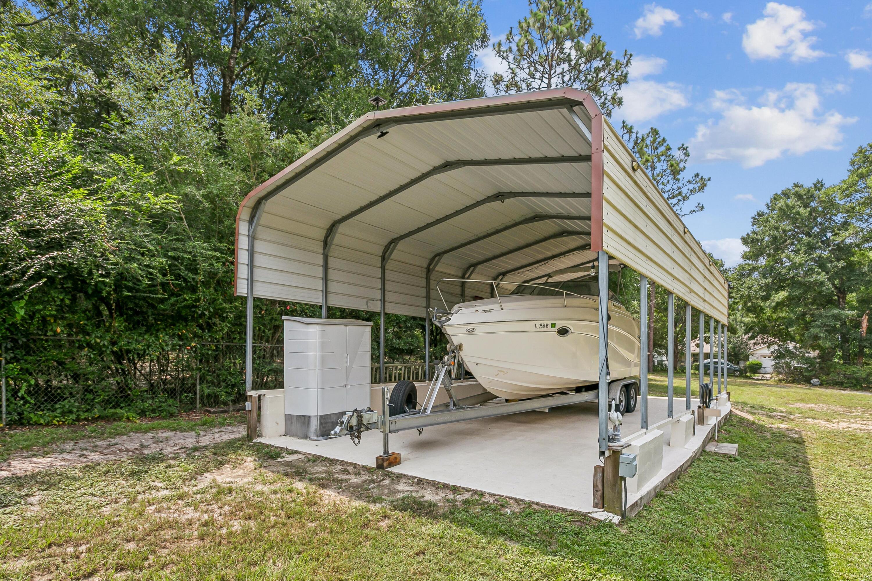 KENNEDY LAKES 1ST ADDN - Residential